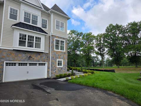 Townhouse For Rent - 156 Eagle Way<br/> Eatontown, NJ 07724