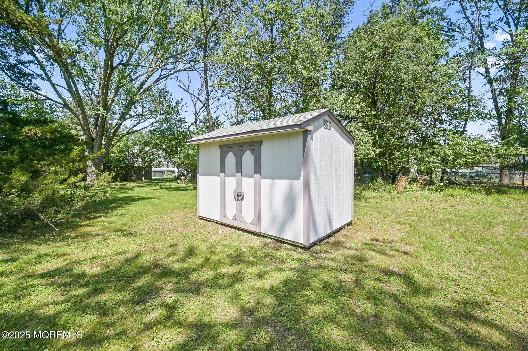 5 Stratford Drive, Manalapan, New Jersey image 34