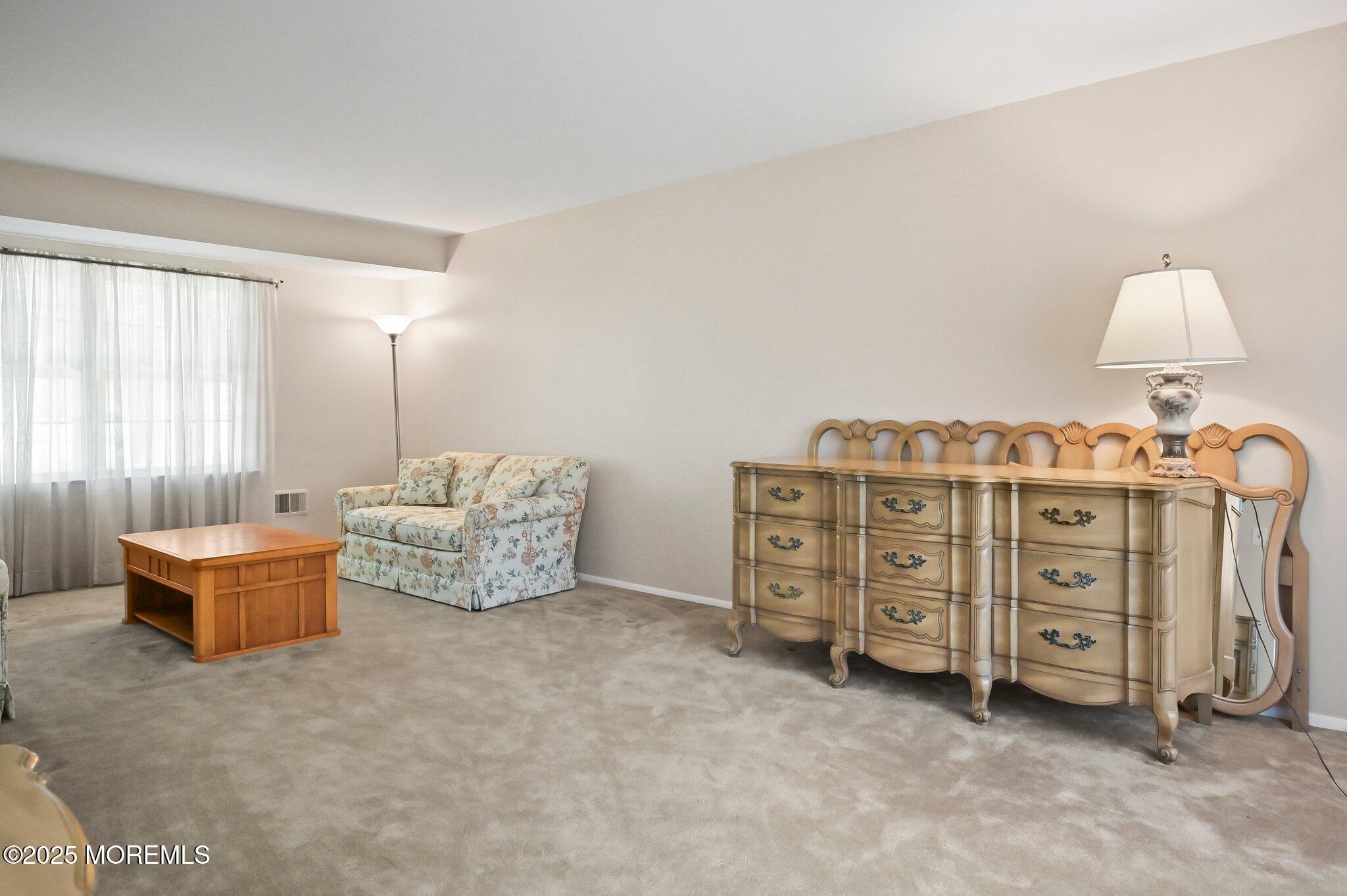 5 Stratford Drive, Manalapan, New Jersey image 10