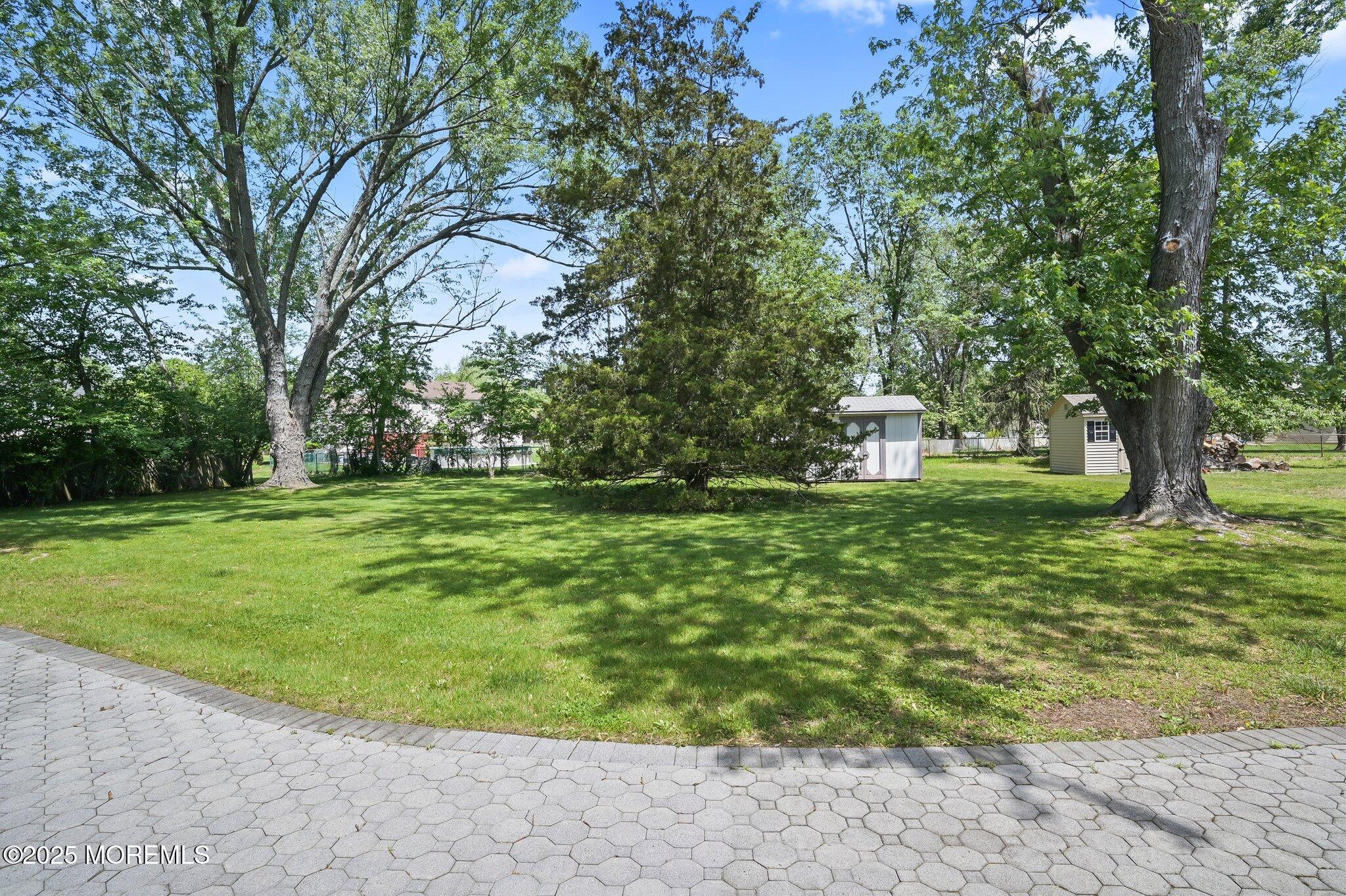 5 Stratford Drive, Manalapan, New Jersey image 35