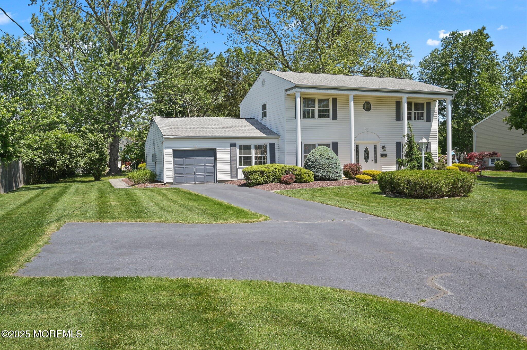 5 Stratford Drive, Manalapan, New Jersey image 1