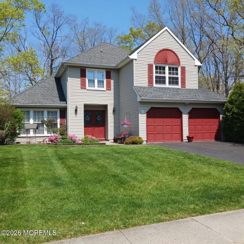 Homes For Sale - 211 Down Hill Run<br/> Toms River, NJ 08755