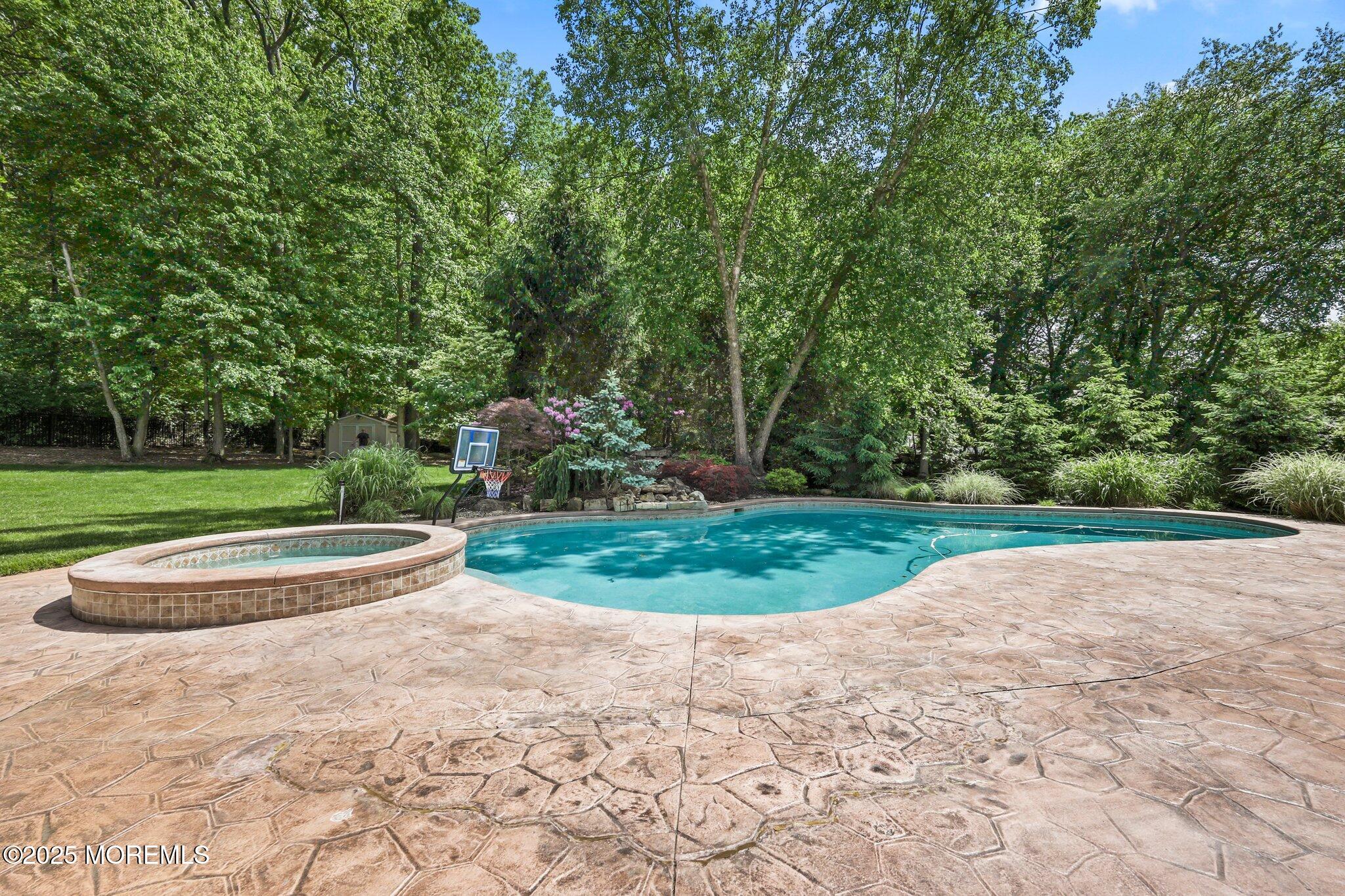 11 Elkridge Way, Manalapan, New Jersey image 48