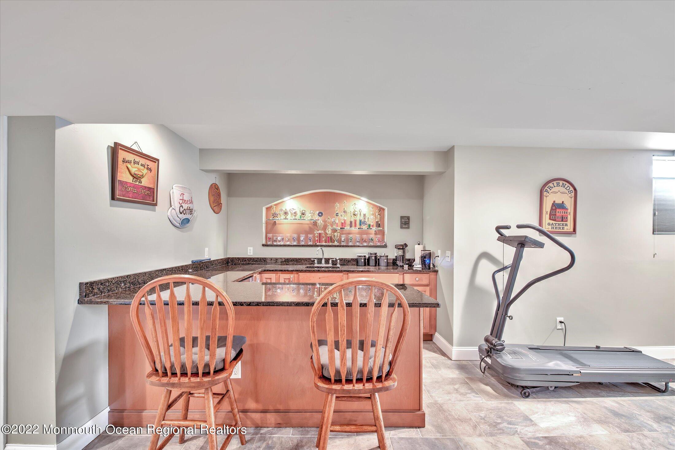 11 Elkridge Way, Manalapan, New Jersey image 34