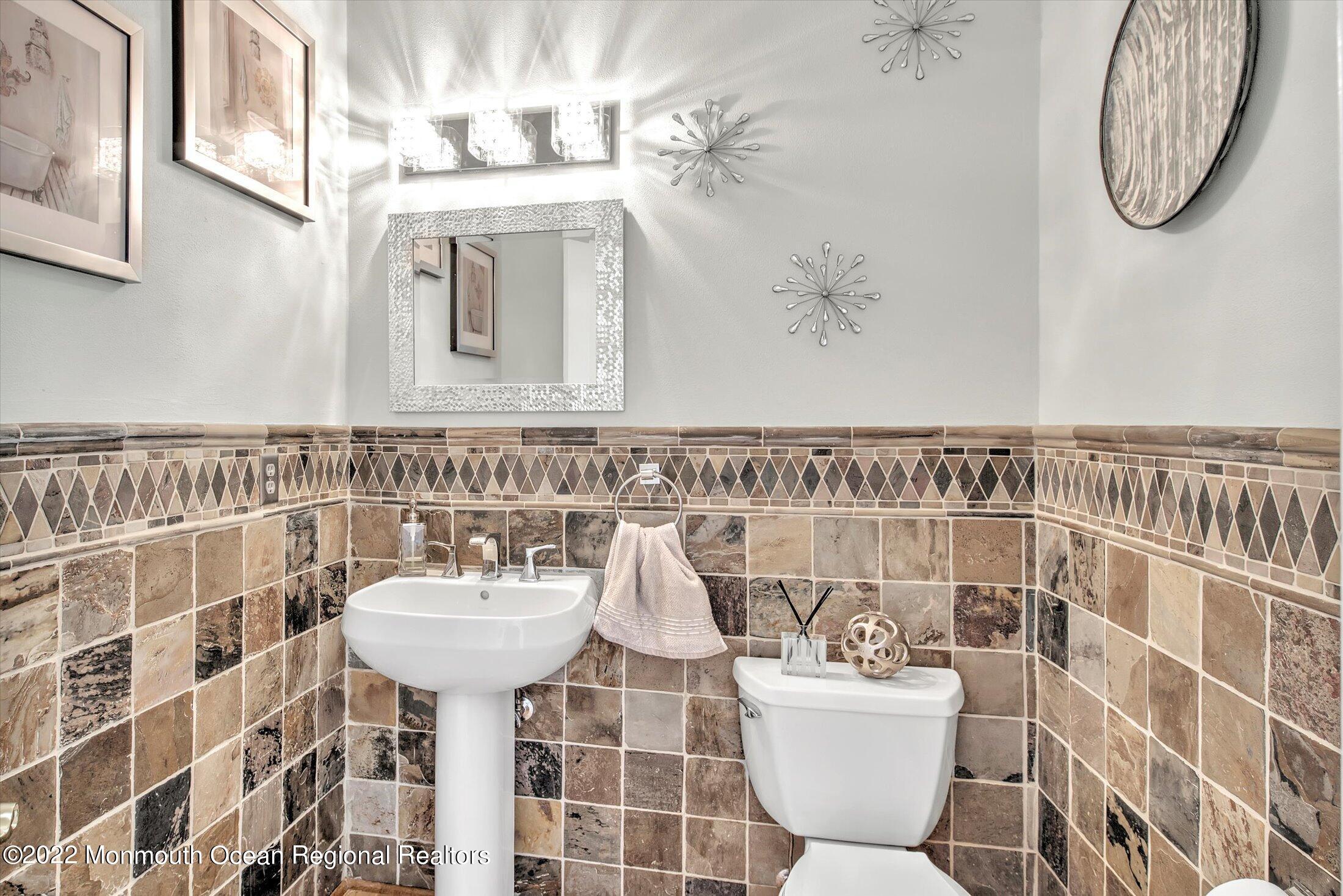 11 Elkridge Way, Manalapan, New Jersey image 21