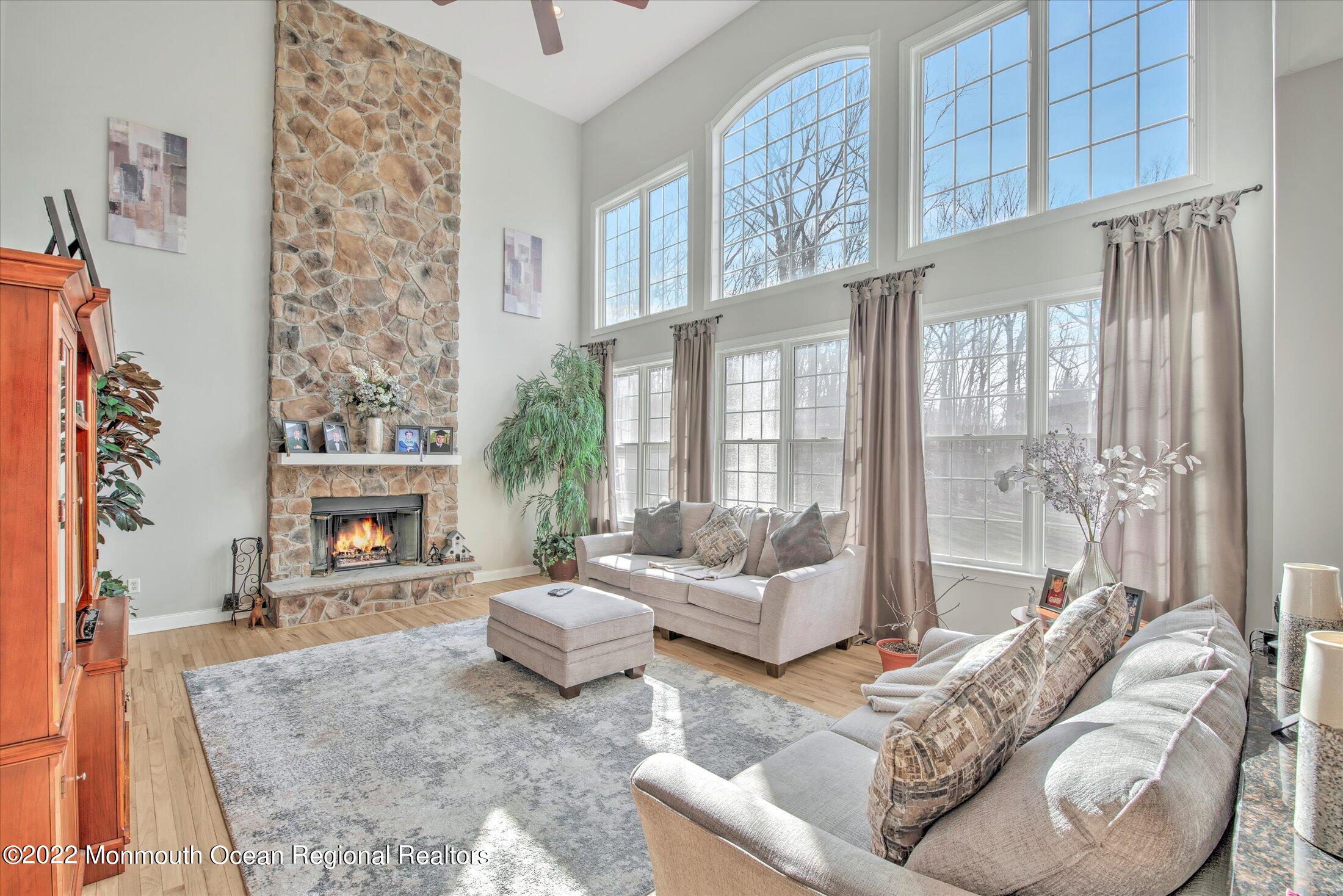 11 Elkridge Way, Manalapan, New Jersey image 16