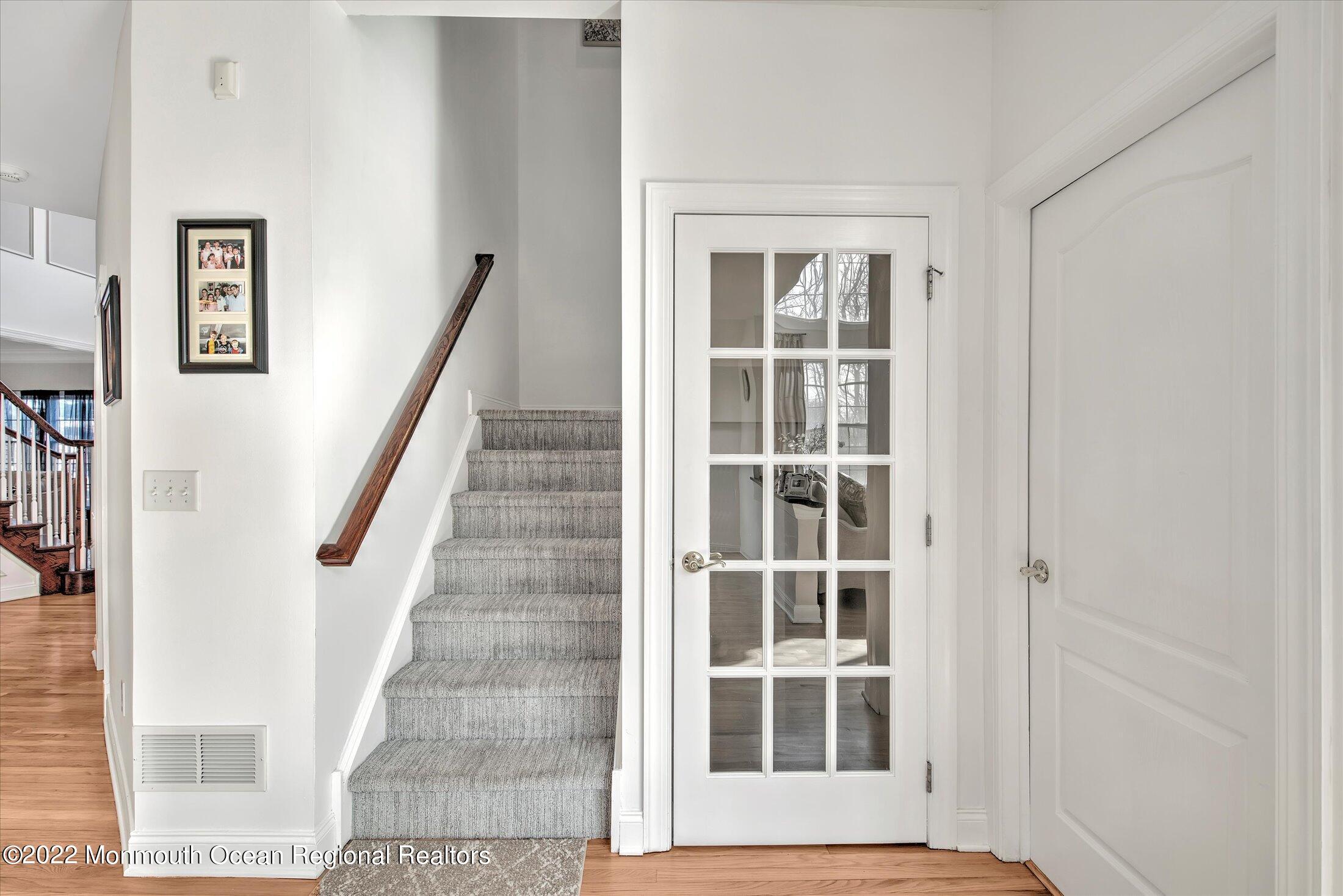 11 Elkridge Way, Manalapan, New Jersey image 20