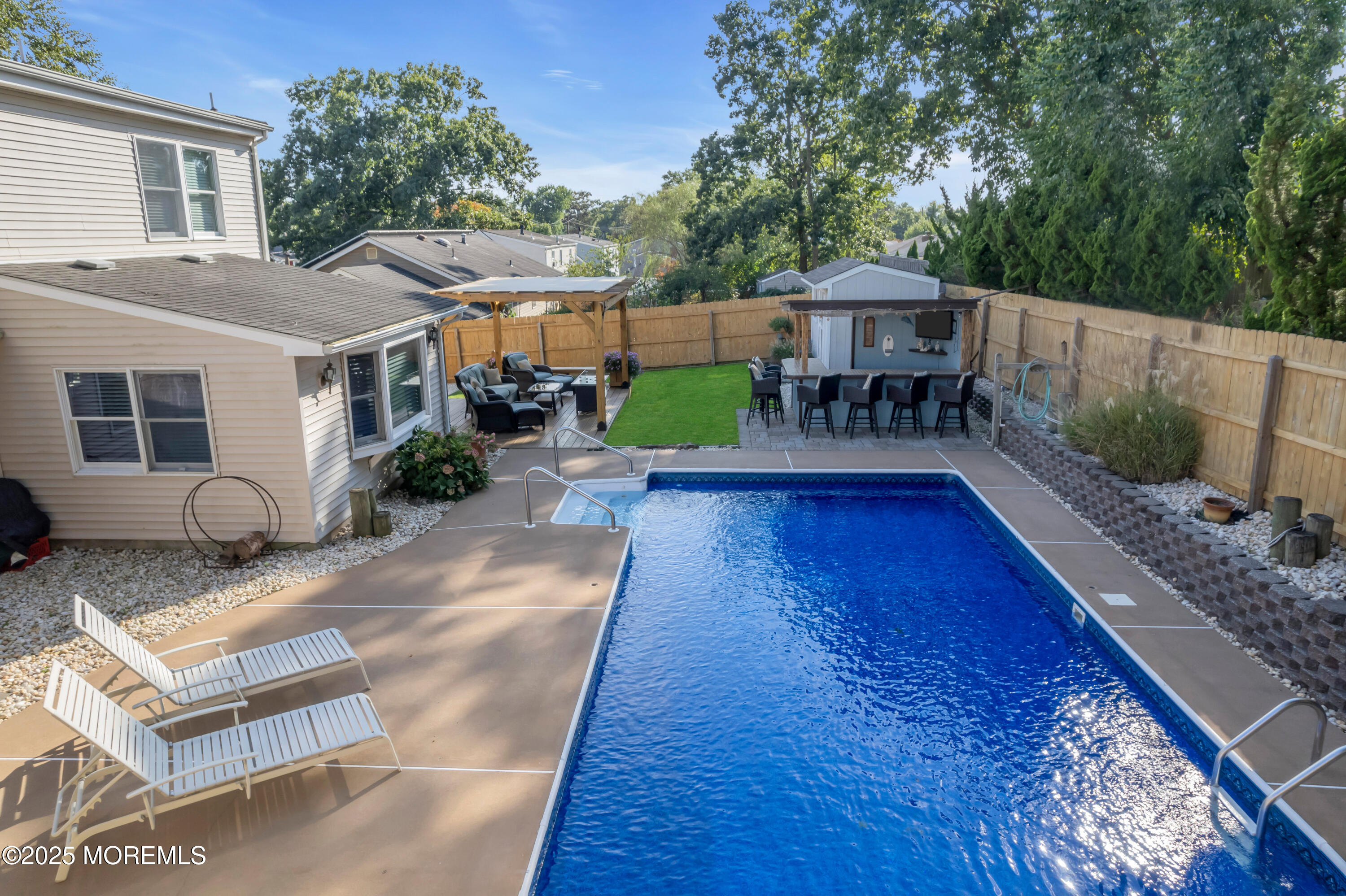 539 Oak Terrace