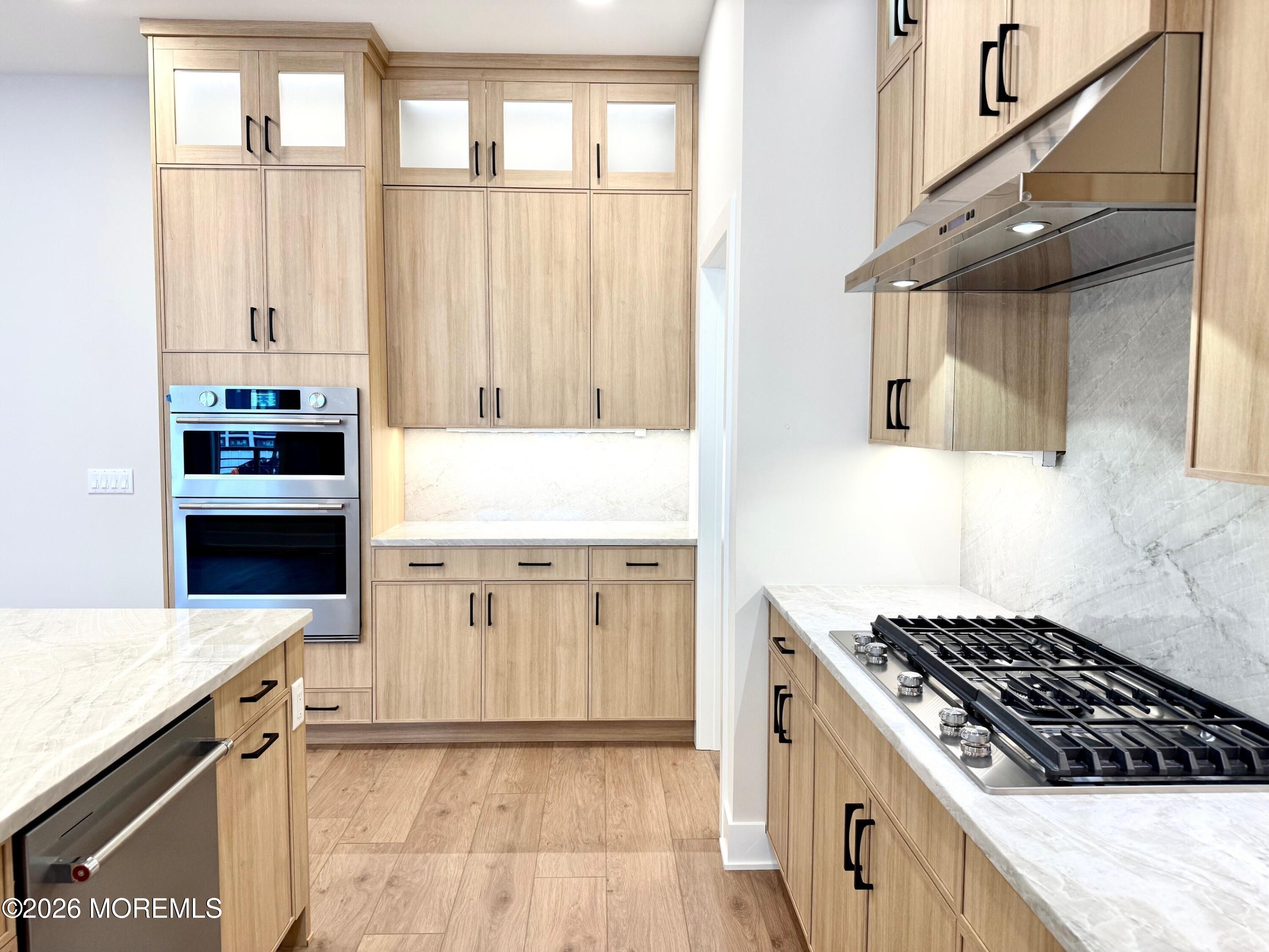 419A Lake Avenue 408