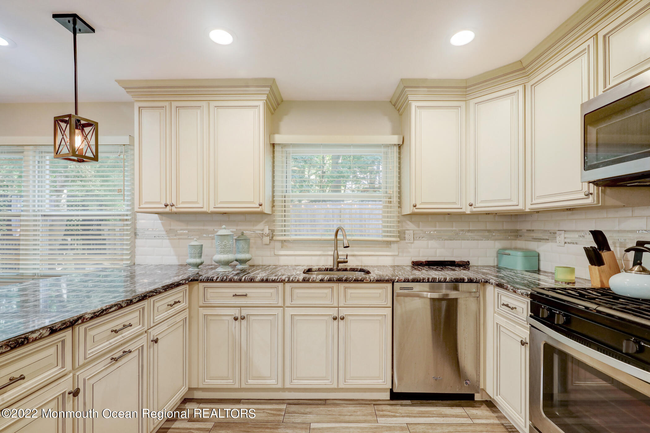 8 Churchill Court, Morganville, New Jersey image 7