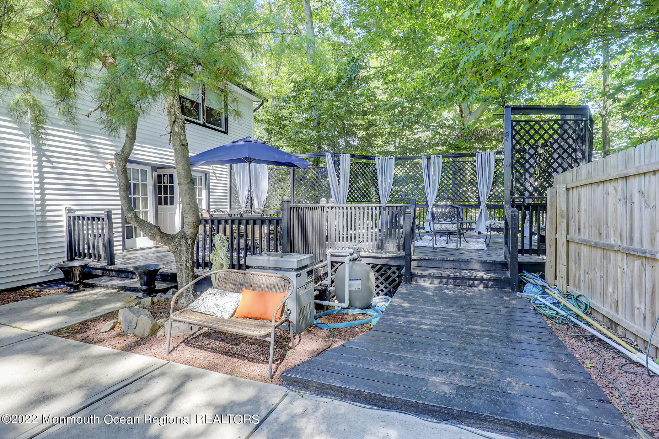 8 Churchill Court, Morganville, New Jersey image 26