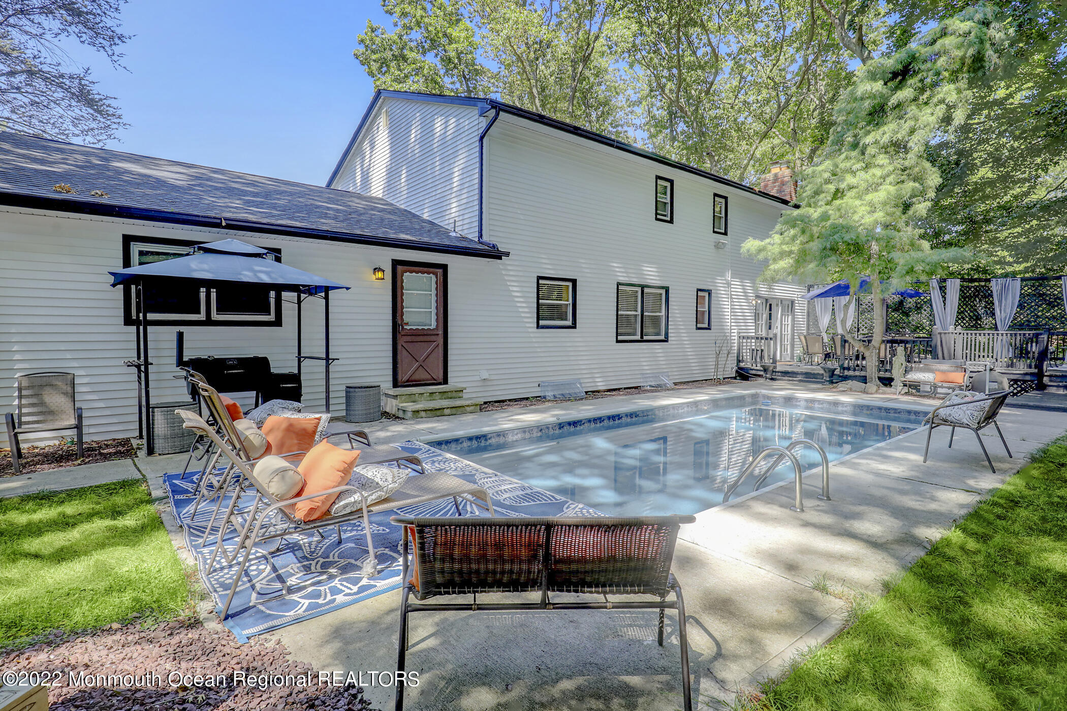 8 Churchill Court, Morganville, New Jersey image 24