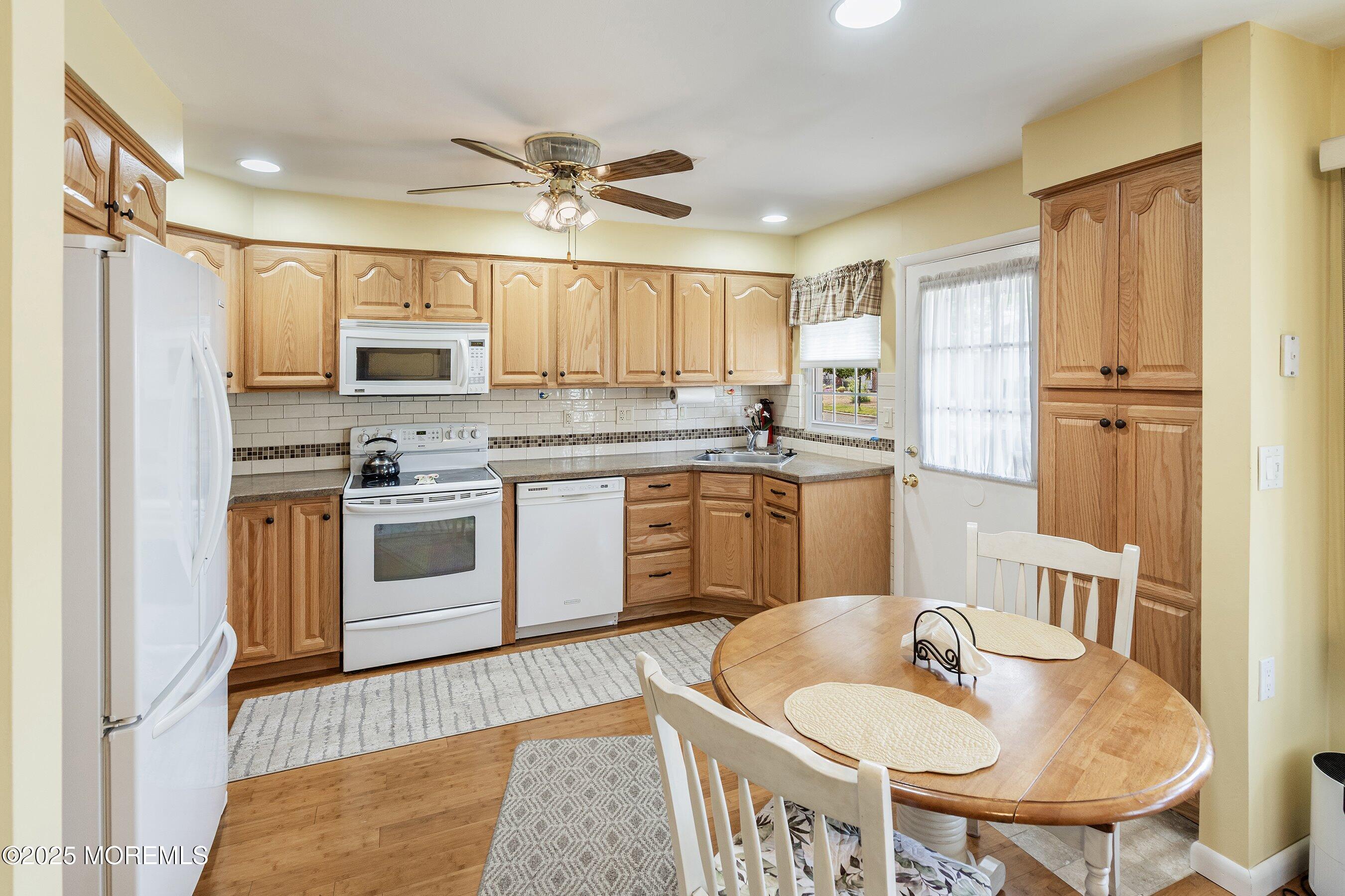 1022A Shetland Drive, Lakewood, New Jersey image 25