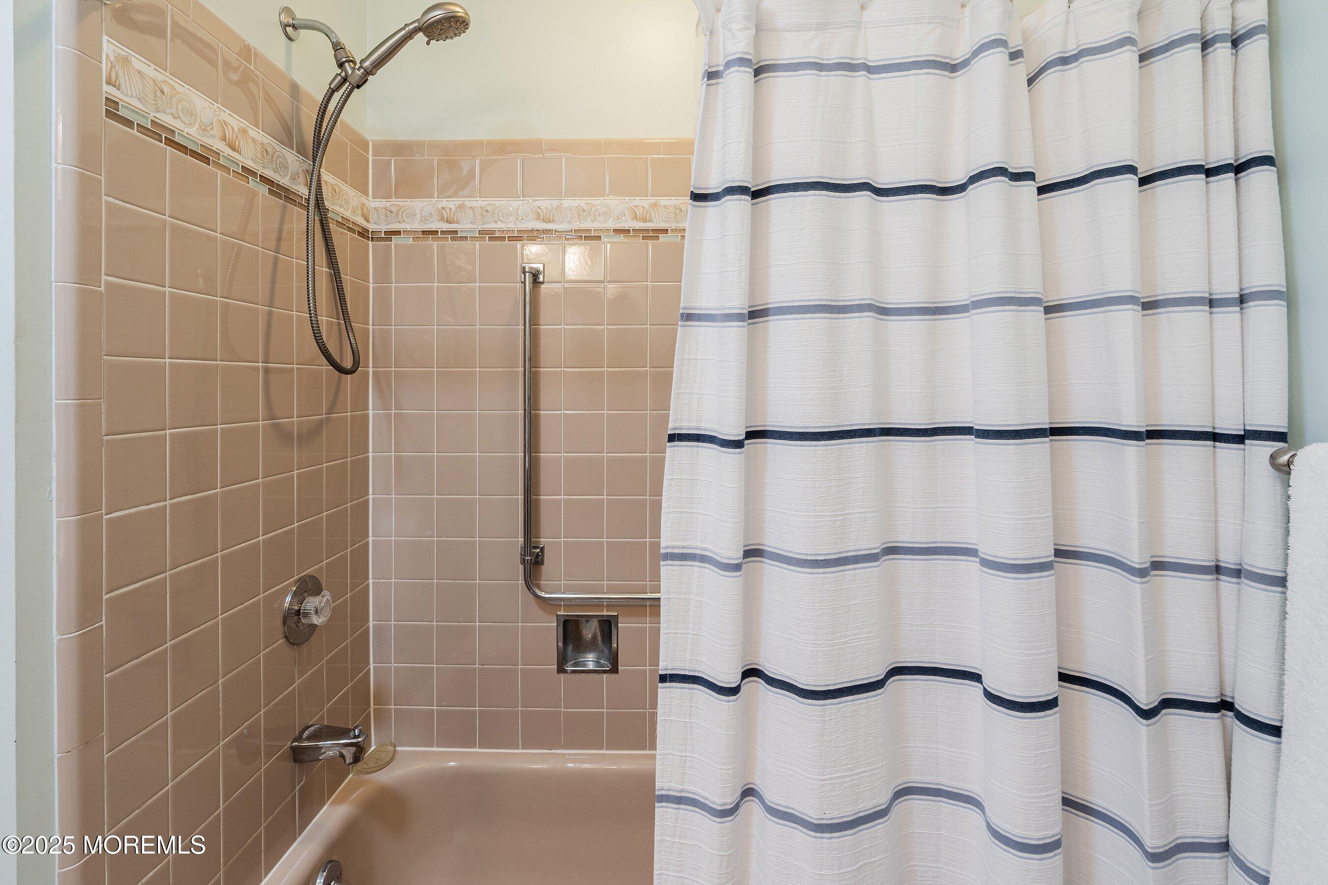 1022A Shetland Drive, Lakewood, New Jersey image 15