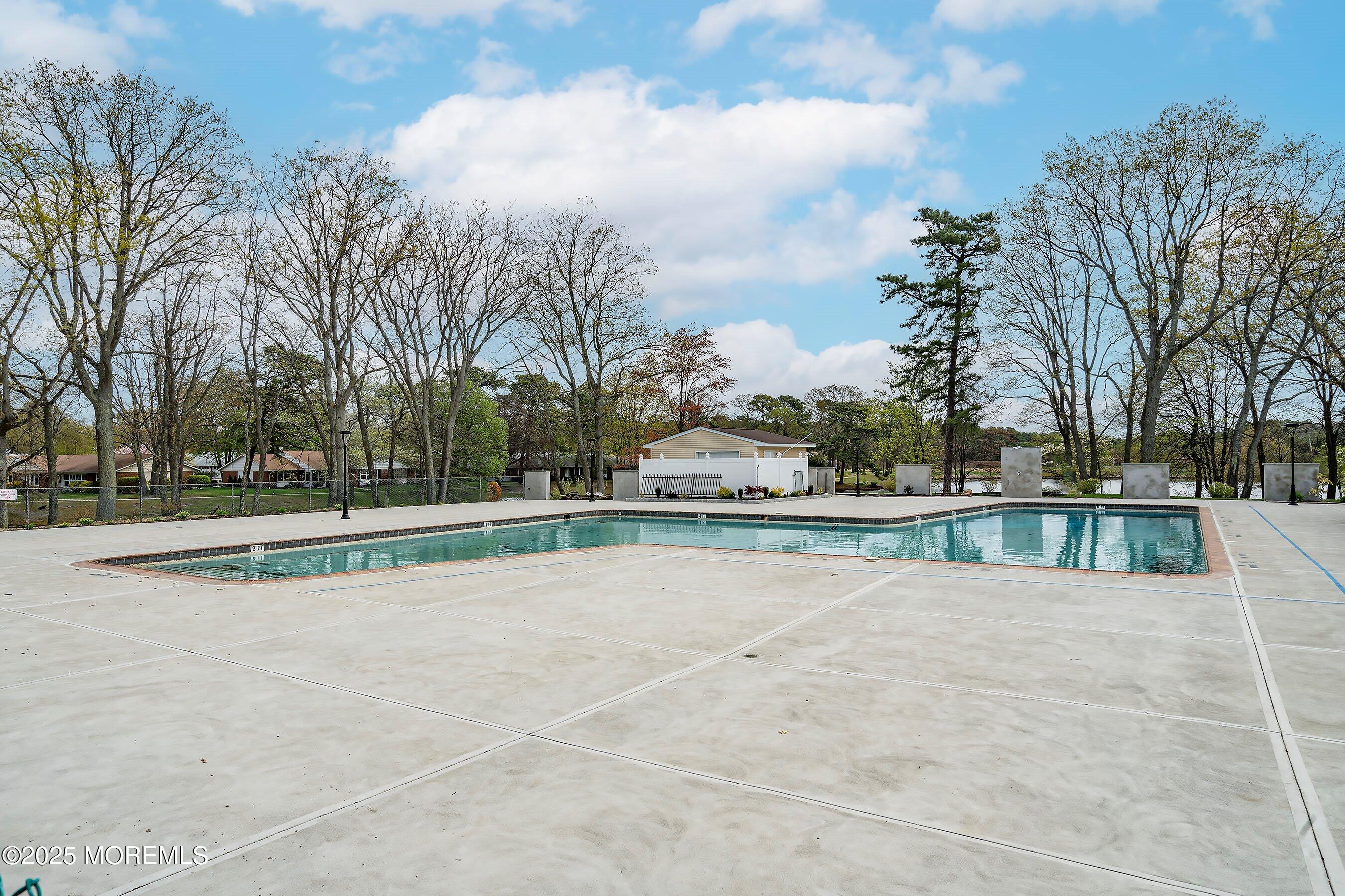 1022A Shetland Drive, Lakewood, New Jersey image 33