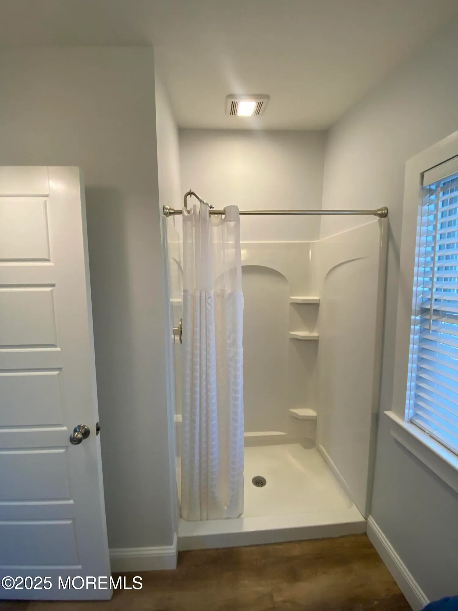 Bradley Beach, New Jersey 07720, United States, 1 Bedroom Bedrooms, ,1 BathroomBathrooms,Residential,Pending,118228