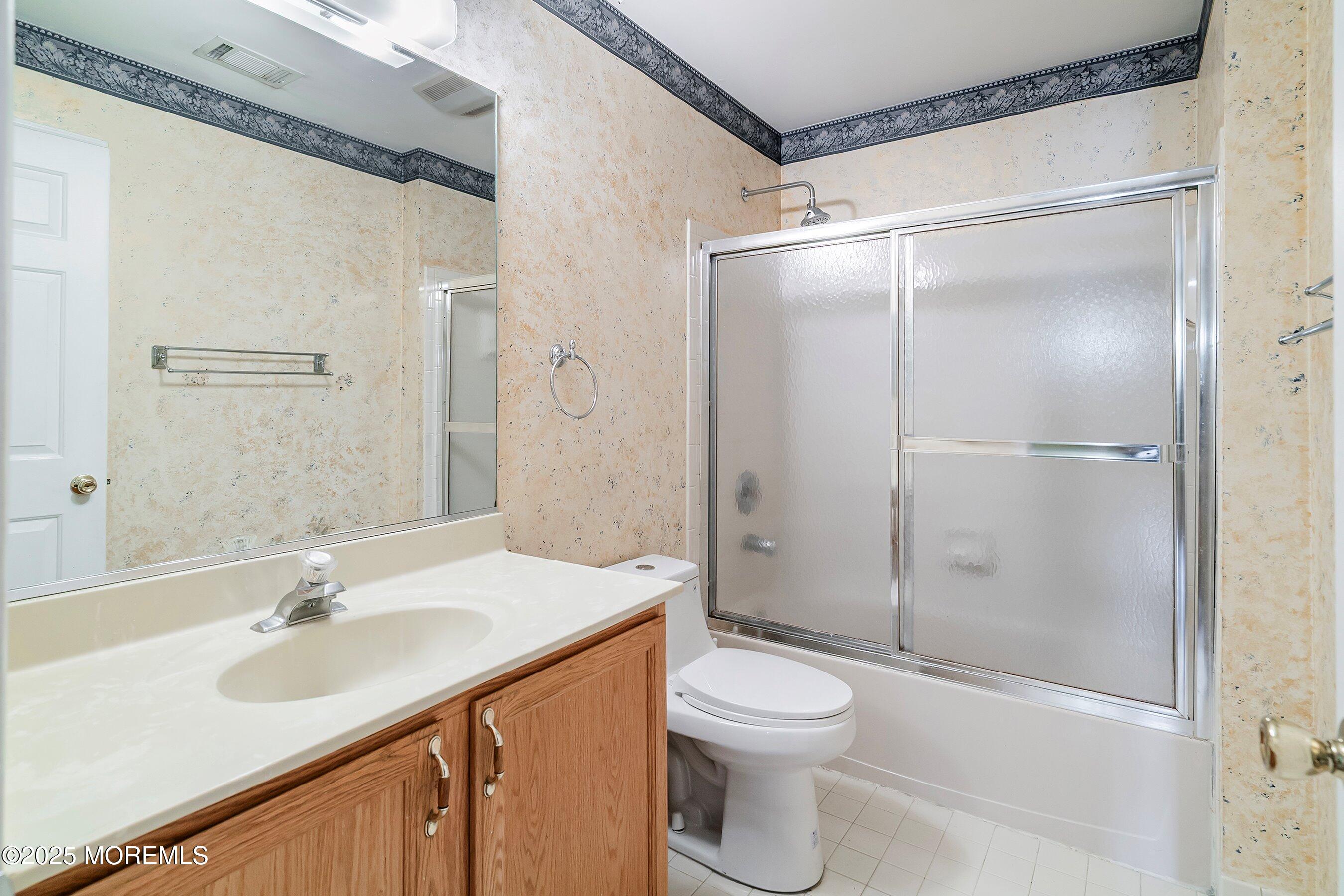 30 Ashleigh Drive, Hazlet, New Jersey image 12