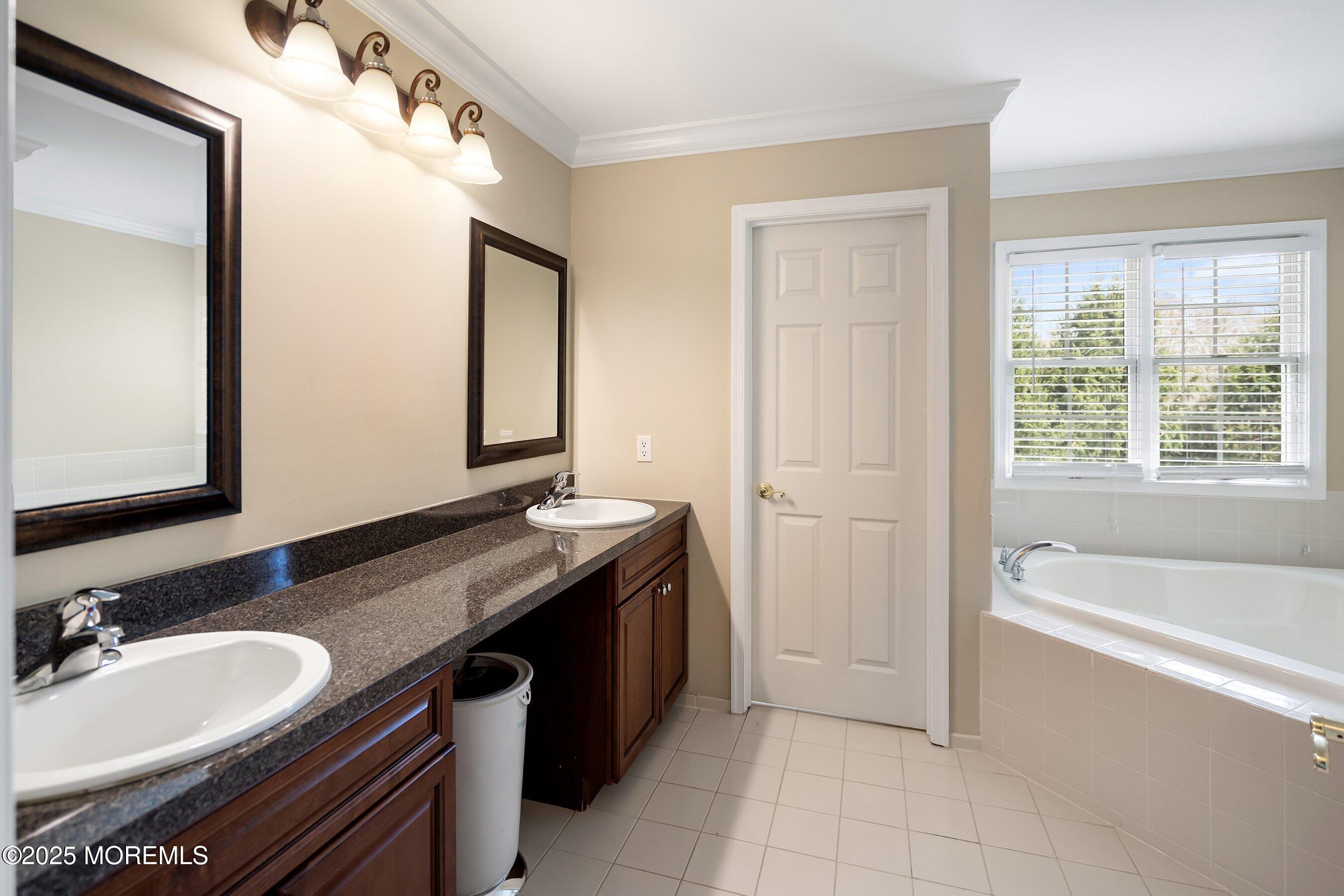 117 Whitlock Court, Manalapan, New Jersey image 17