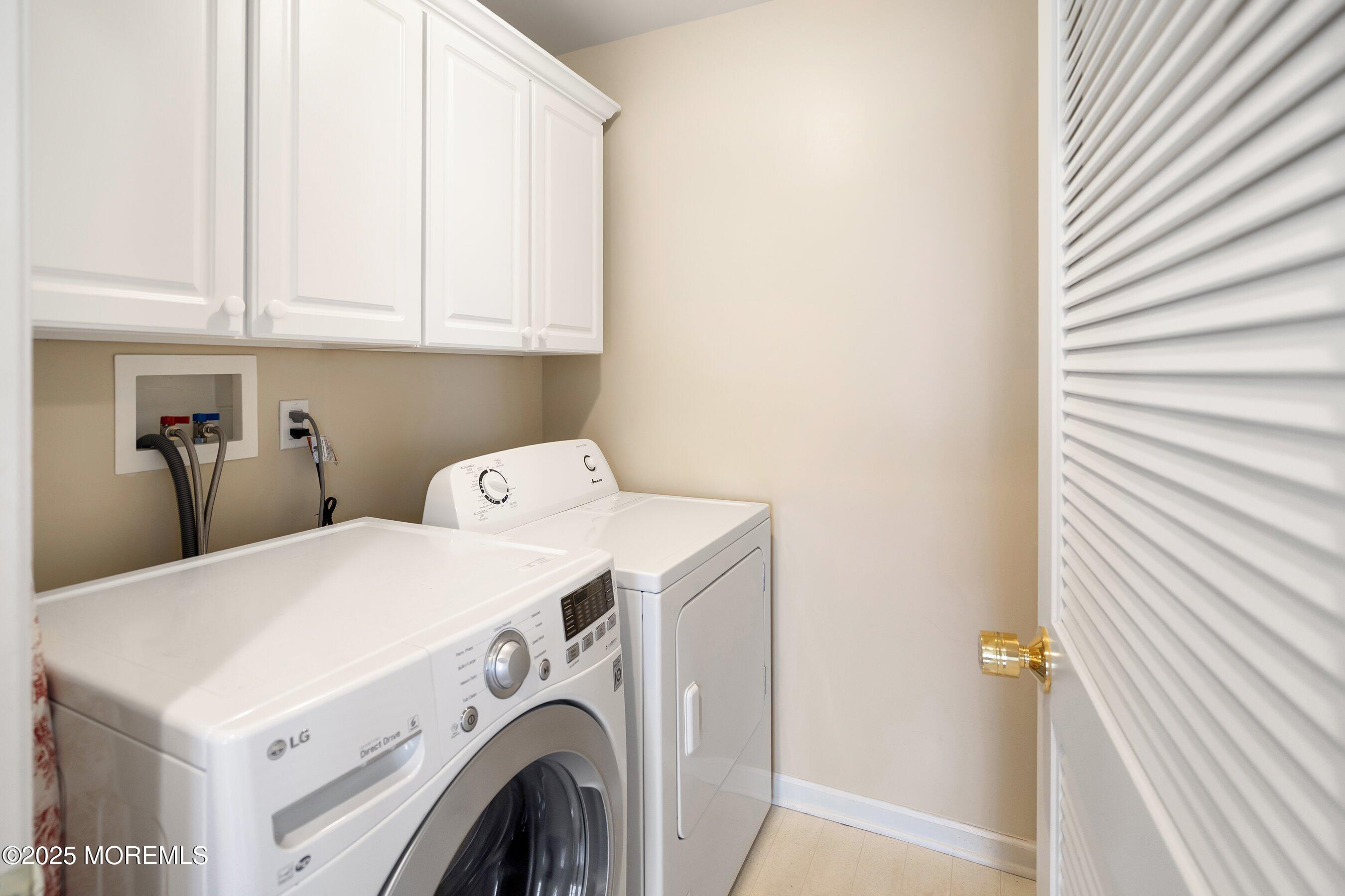 117 Whitlock Court, Manalapan, New Jersey image 24