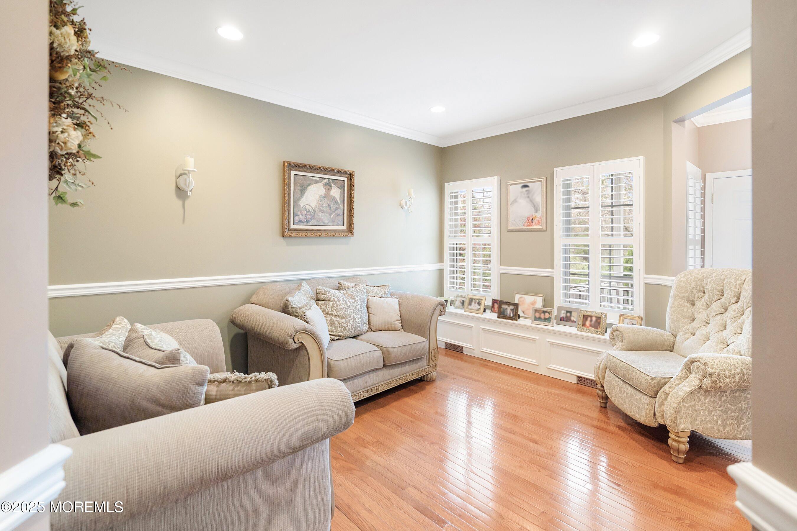 117 Whitlock Court, Manalapan, New Jersey image 9