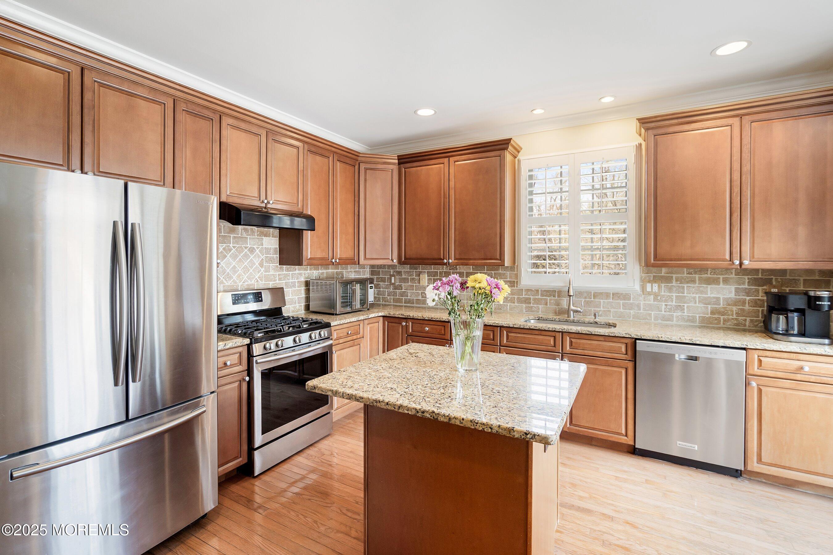 117 Whitlock Court, Manalapan, New Jersey image 11