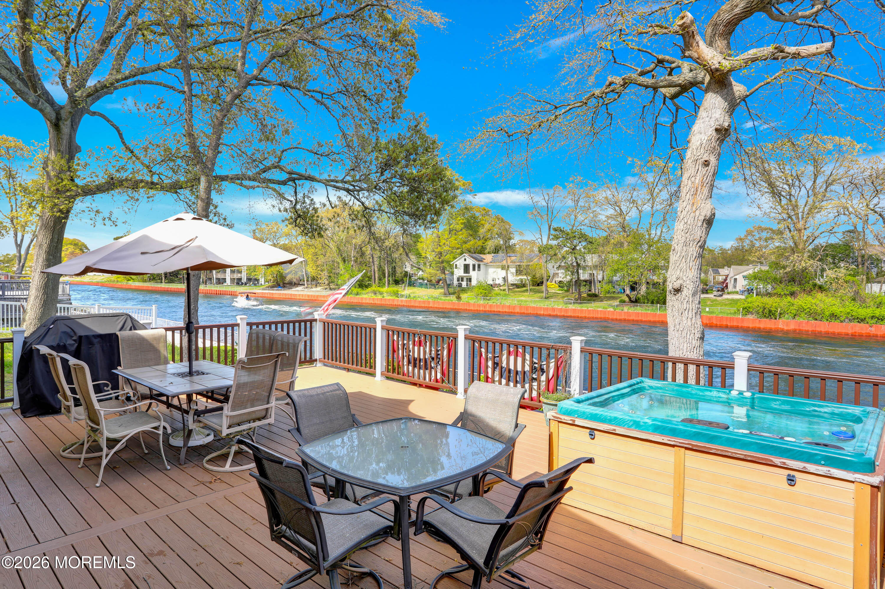 1126 Willoughby Lane