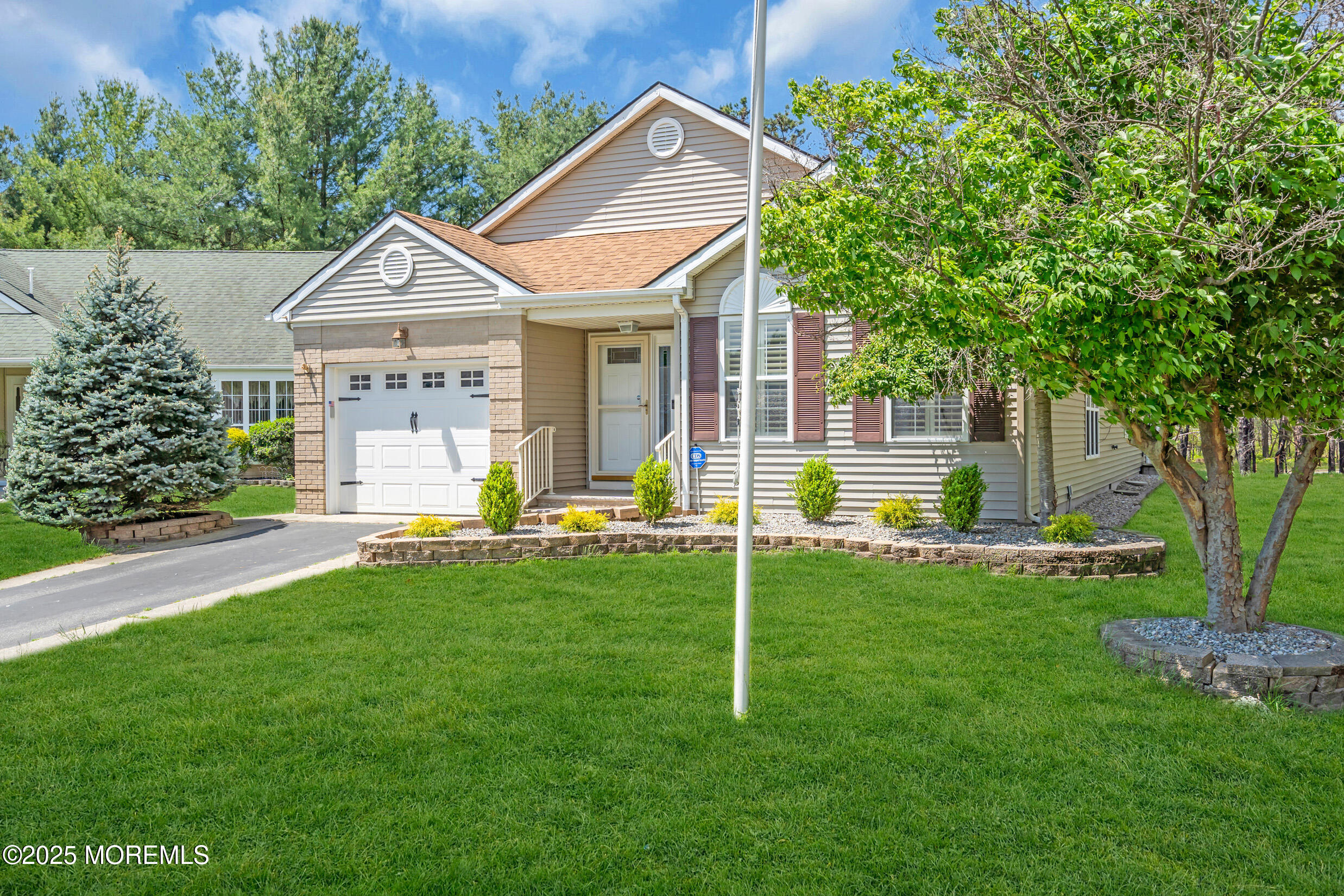 235 Prince Charles Court, Toms River, New Jersey image 3