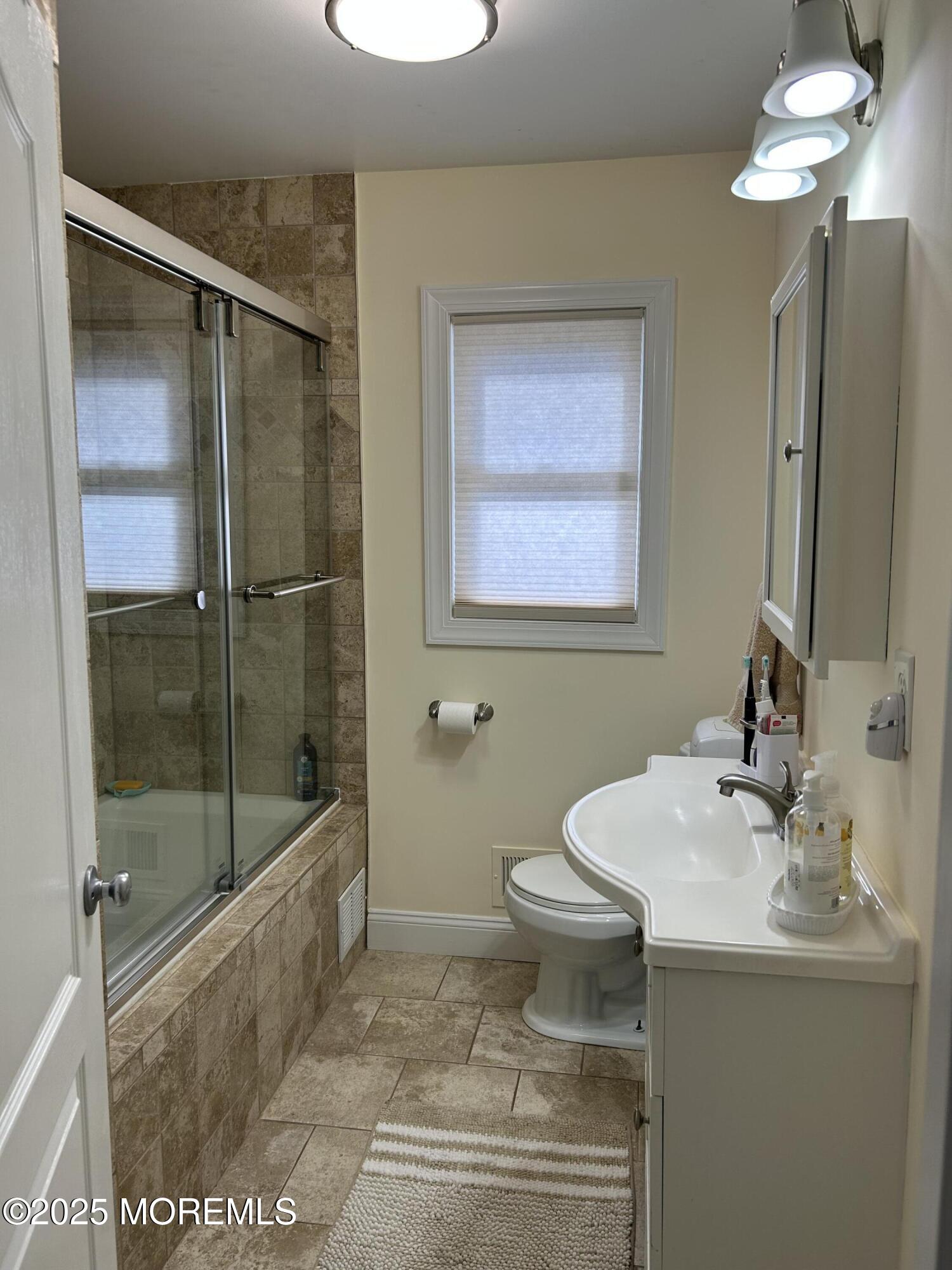 11 Jupiter Court, South Amboy, New Jersey image 6