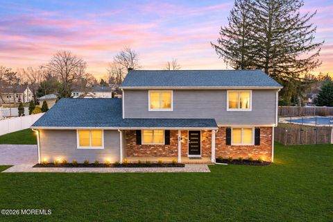 Homes For Sale - 1 Robin Drive<br/> Oakhurst, NJ 07755