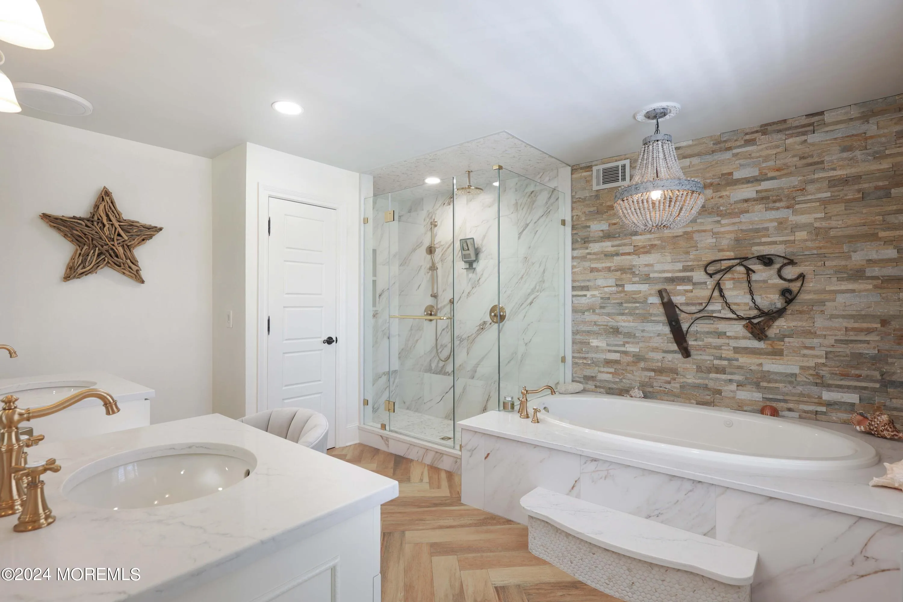 Lake Como, New Jersey 07719, United States, 5 Bedrooms Bedrooms, ,4 BathroomsBathrooms,Residential,Active,16871