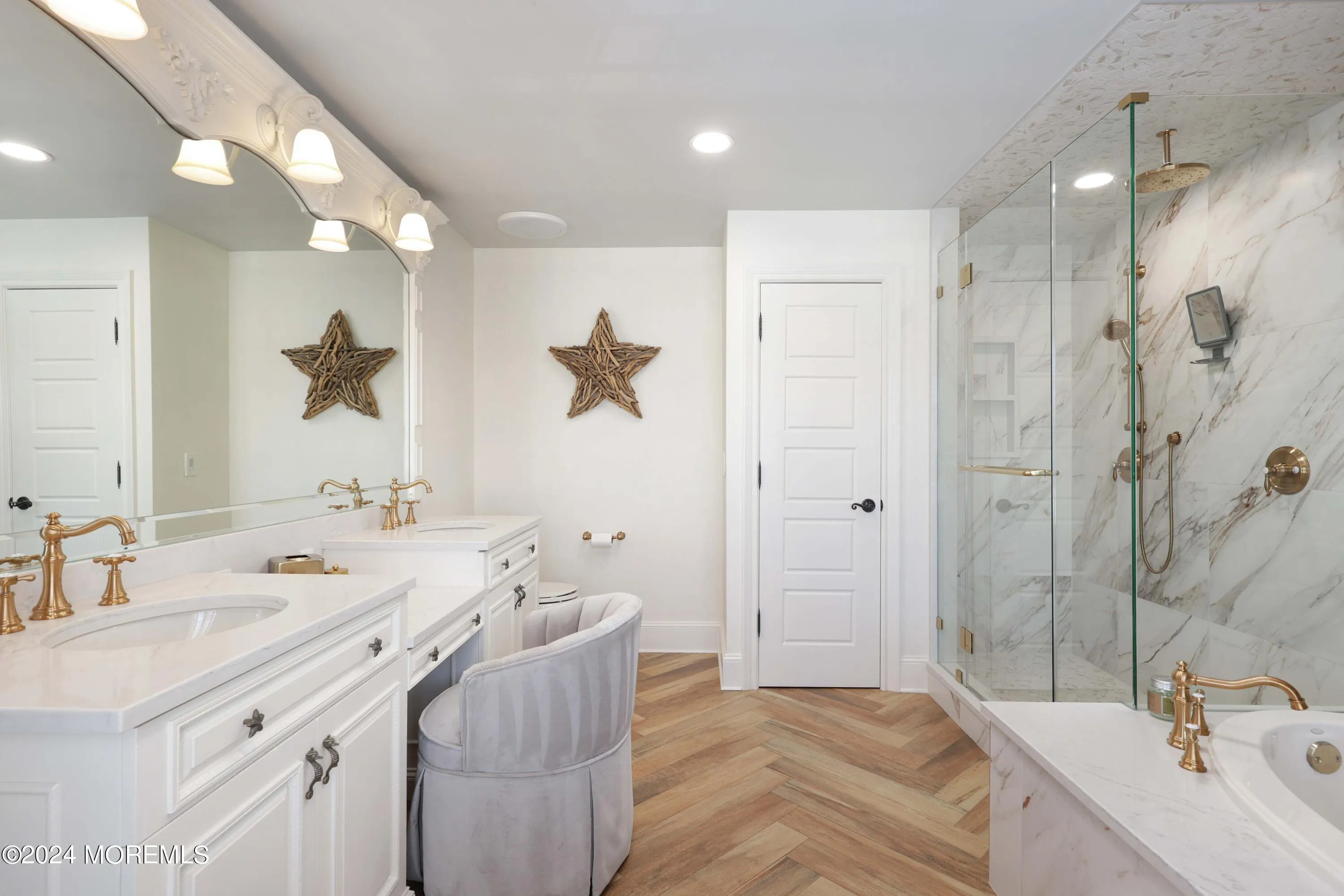 Lake Como, New Jersey 07719, United States, 5 Bedrooms Bedrooms, ,4 BathroomsBathrooms,Residential,Active,16871