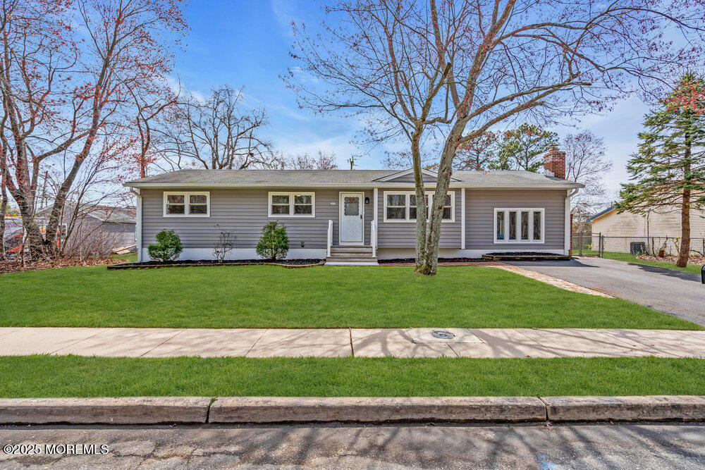 2111 Windsor Avenue, Toms River, New Jersey image 2
