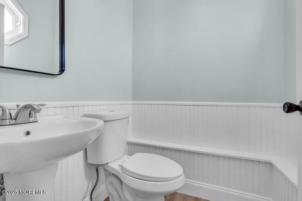 2111 Windsor Avenue, Toms River, New Jersey image 25