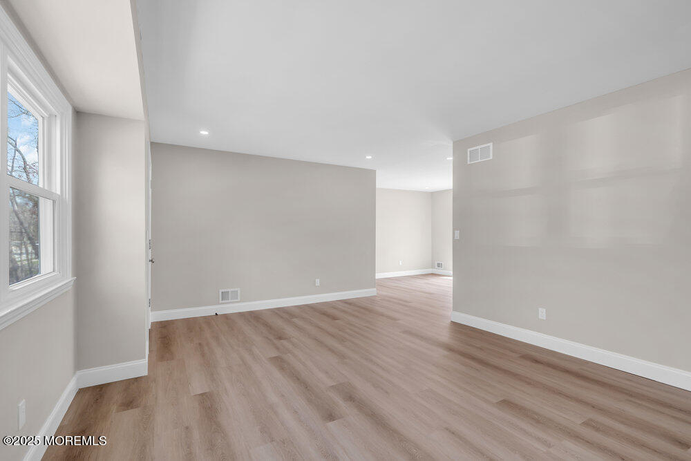 2111 Windsor Avenue, Toms River, New Jersey image 4