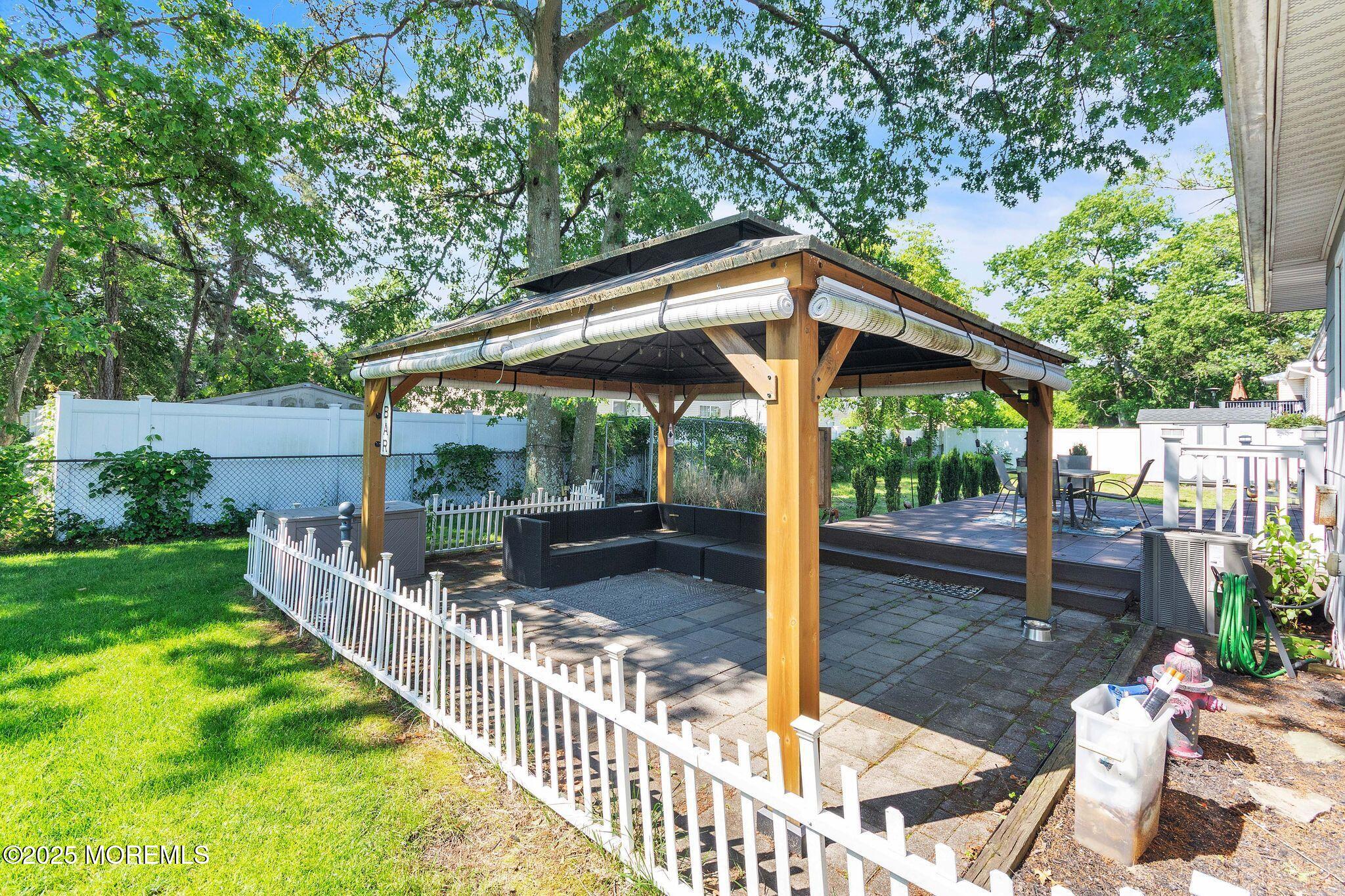 824 Broadway Boulevard, Manchester, New Jersey image 3