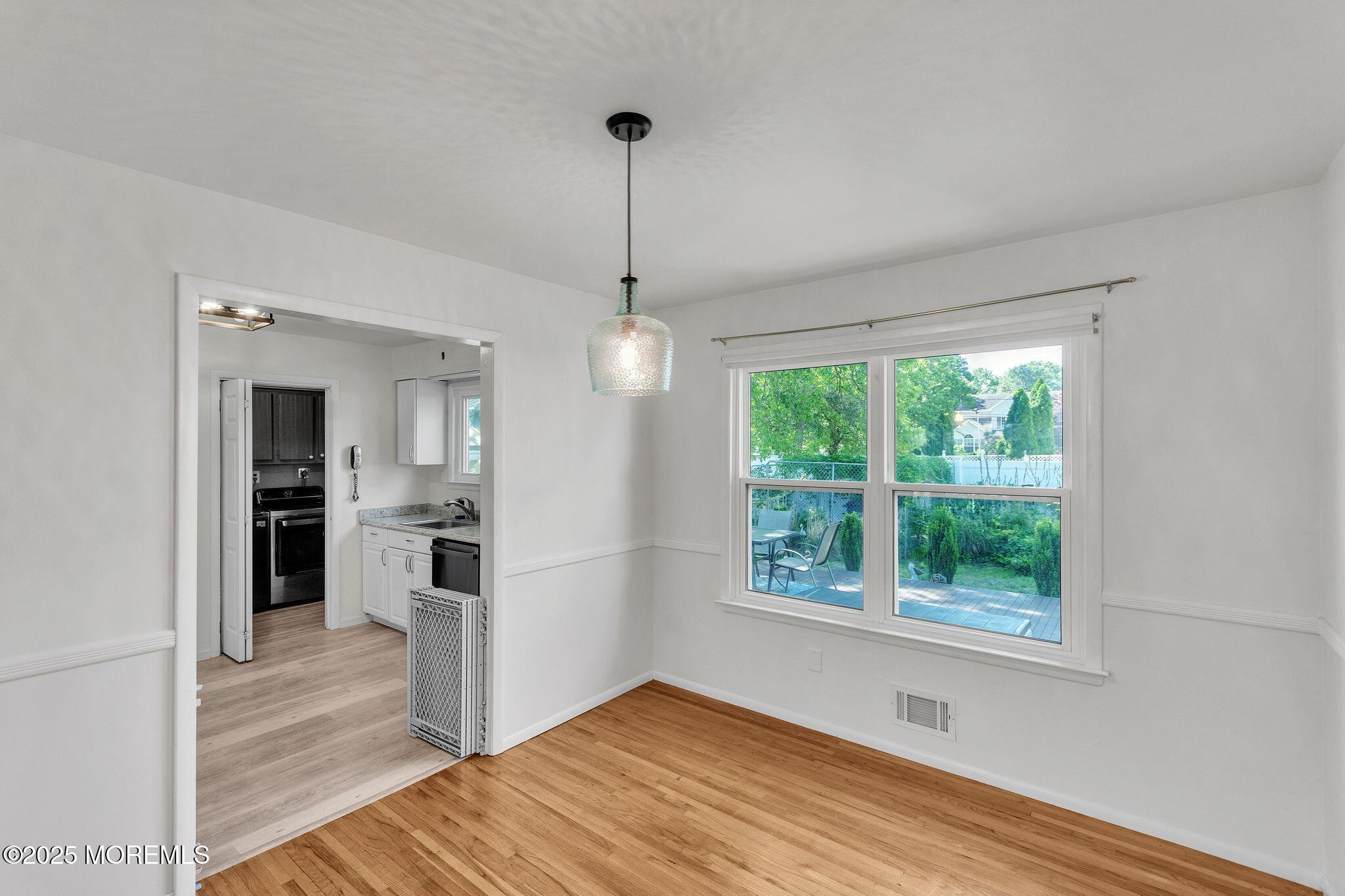 824 Broadway Boulevard, Manchester, New Jersey image 8