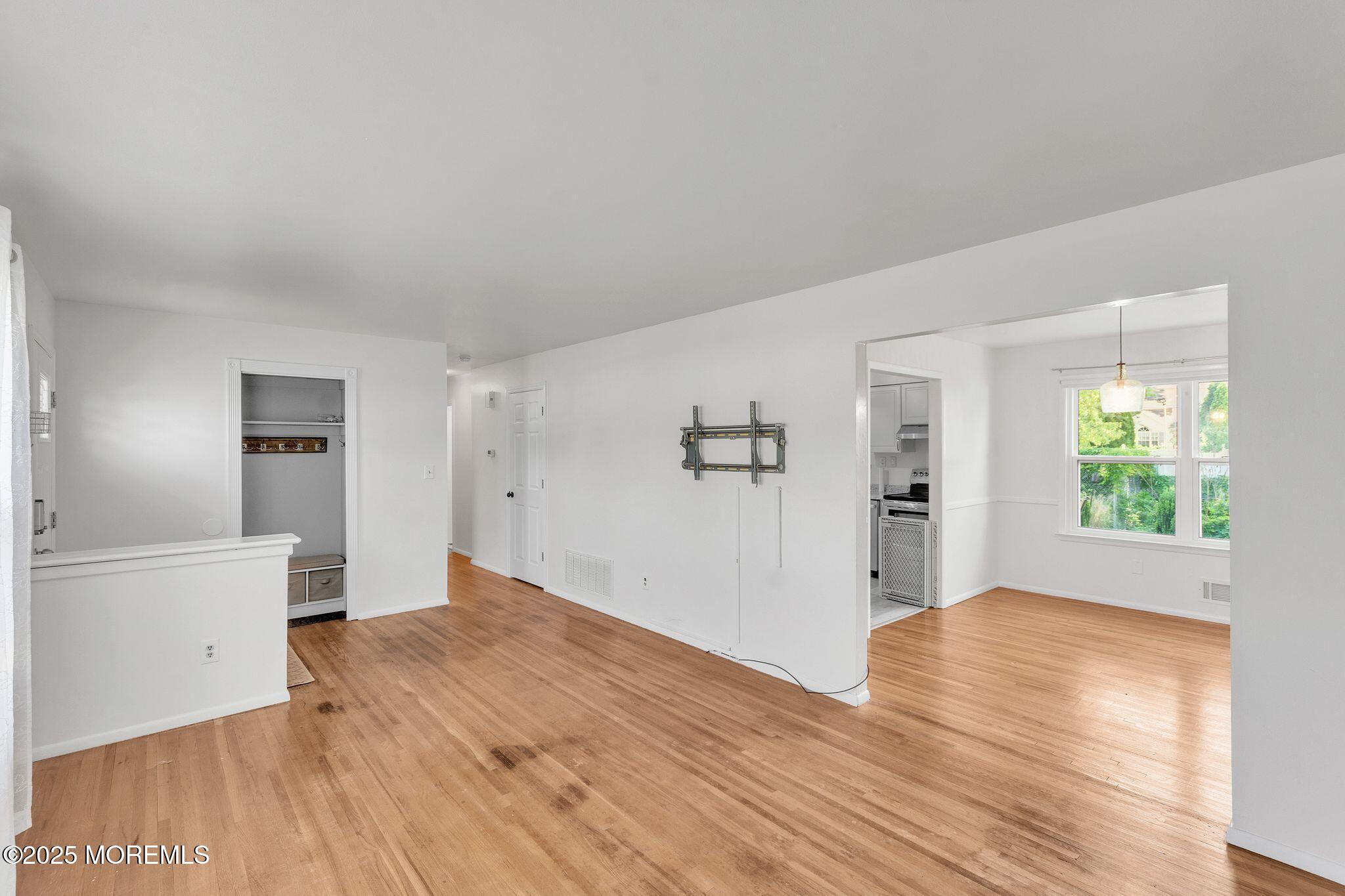 824 Broadway Boulevard, Manchester, New Jersey image 7