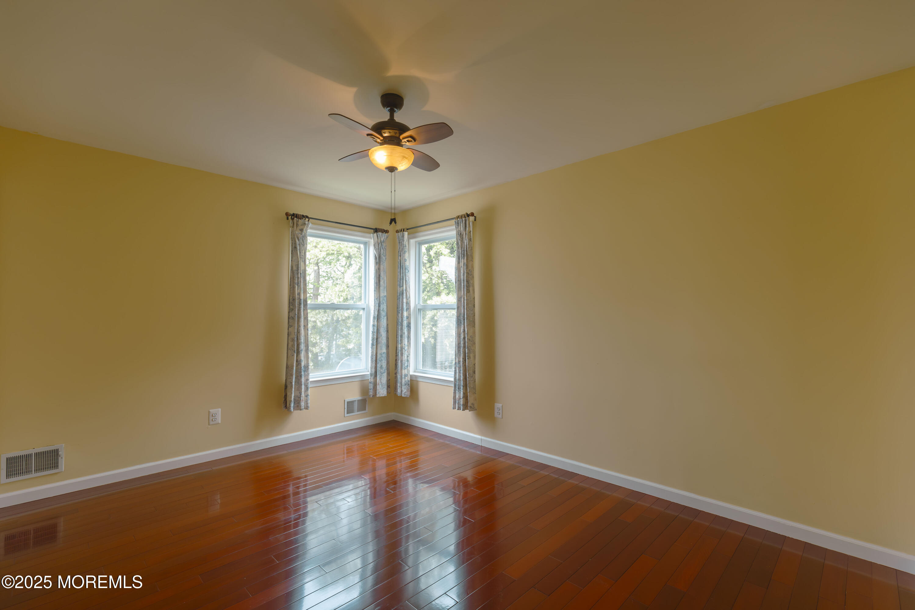 7 Regal Drive, Morganville, New Jersey image 16