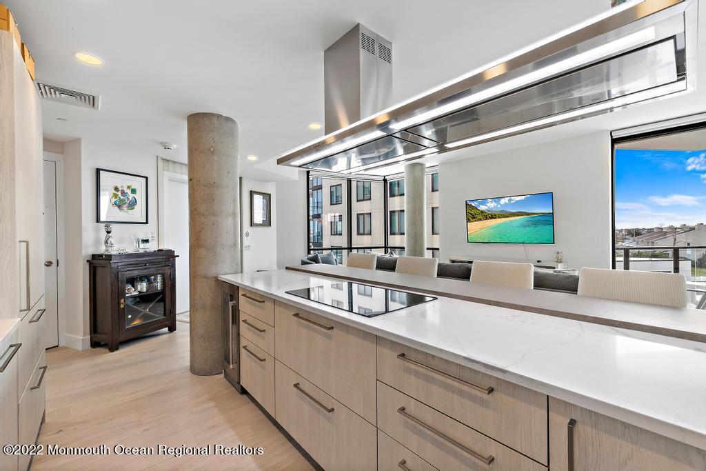 350 N Ocean Avenue 303