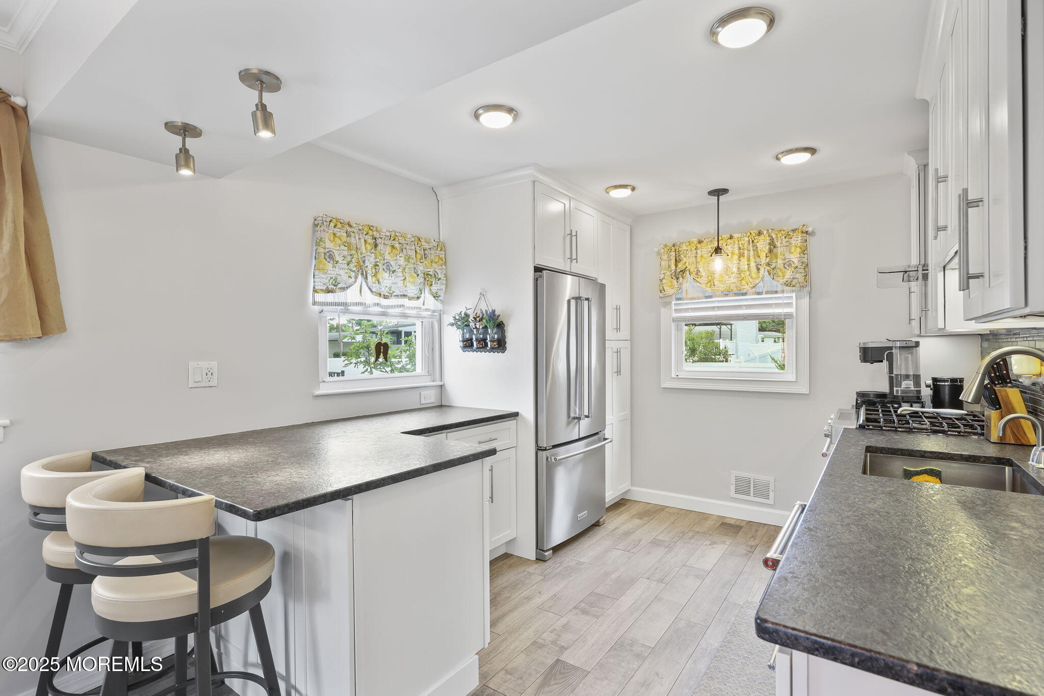 20 Dartmouth Drive, Hazlet, New Jersey image 12