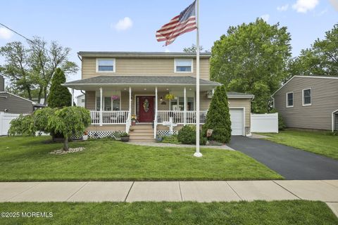 20 Dartmouth Drive Hazlet NJ 07730