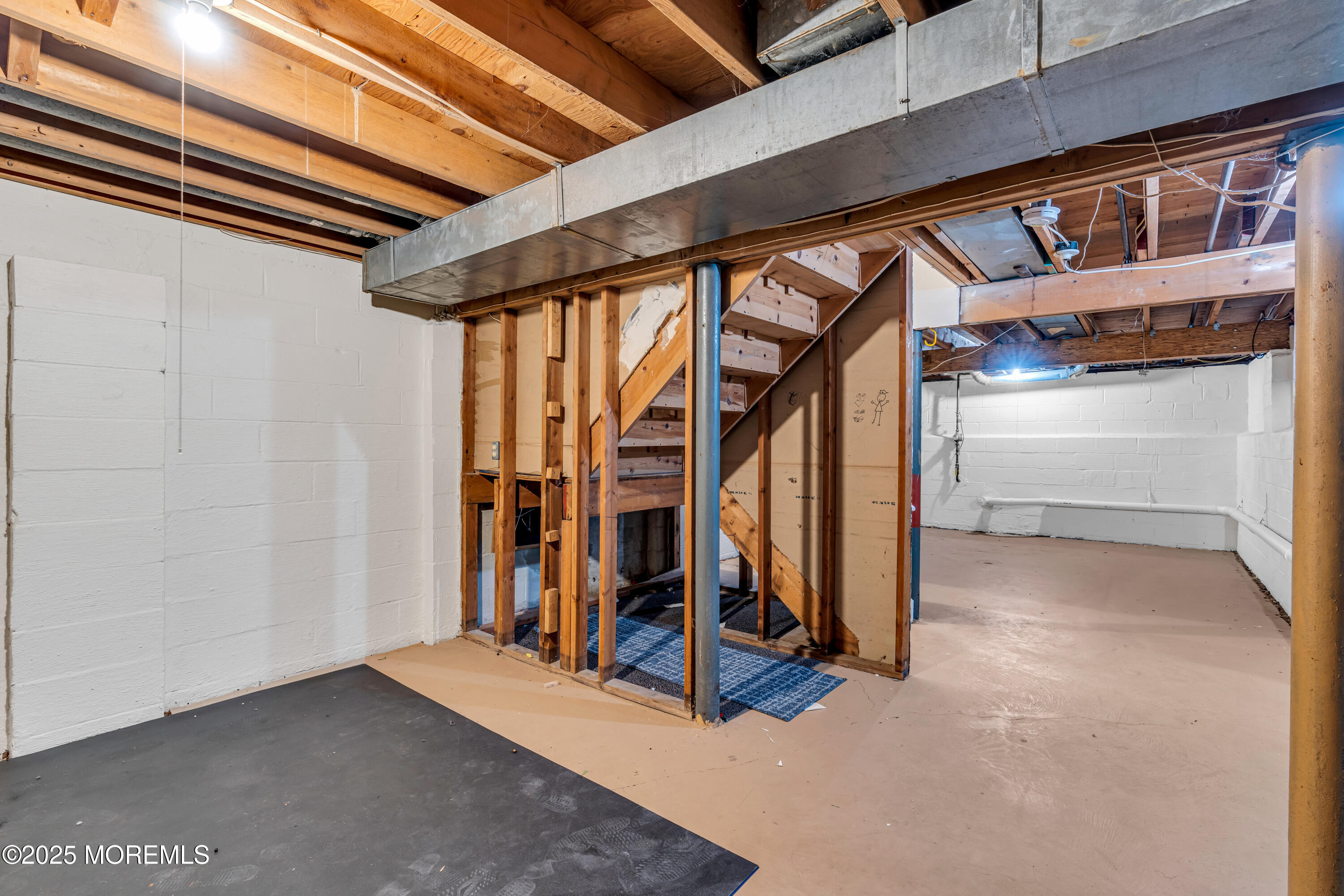 69 Carriage Lane, Englishtown, New Jersey image 32