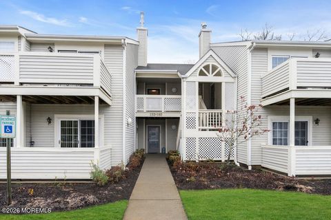 Condo For Sale - 156 Pinetree Court<br/> Howell, NJ 07731
