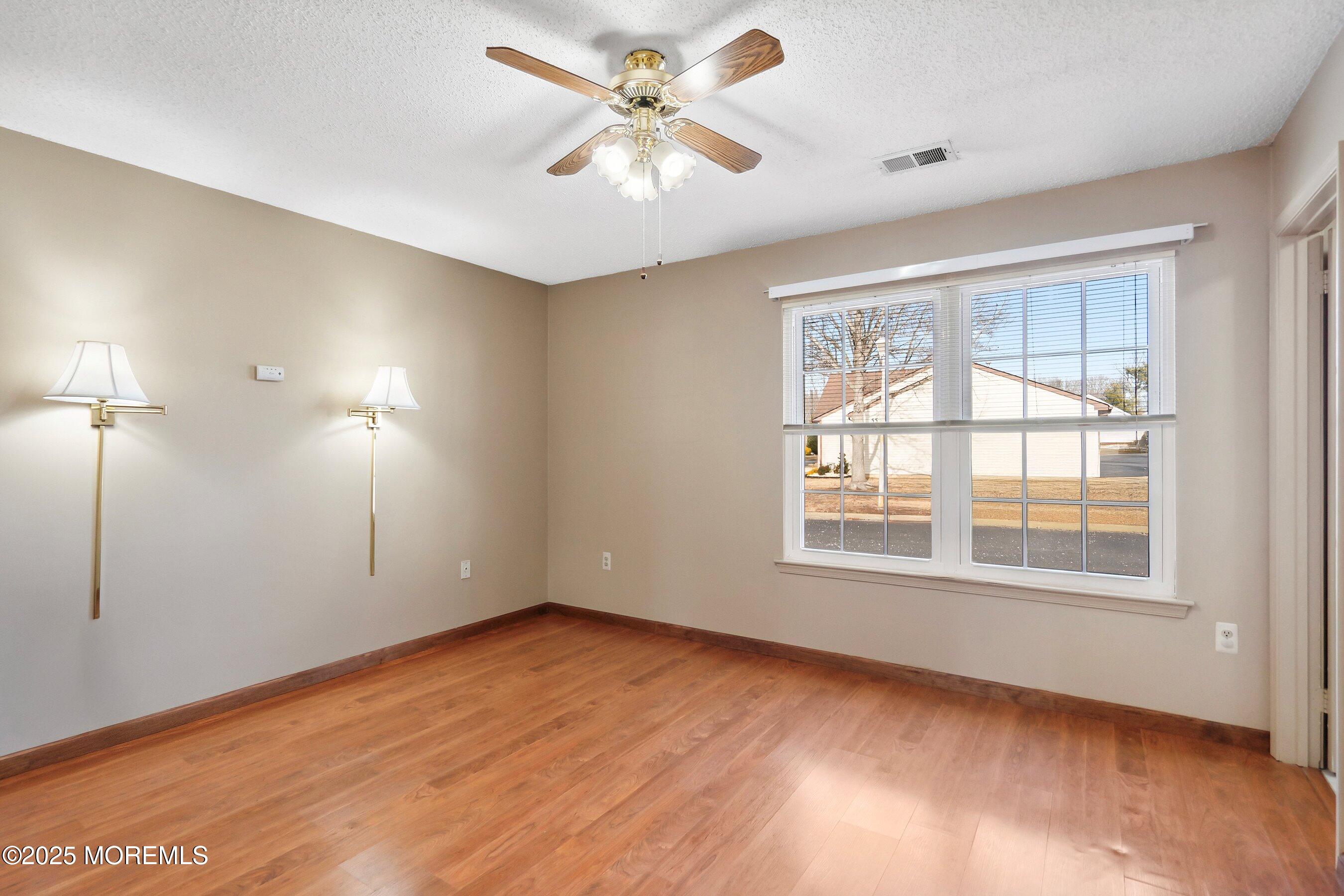 24 Jaffreyton Close, Freehold, New Jersey image 12