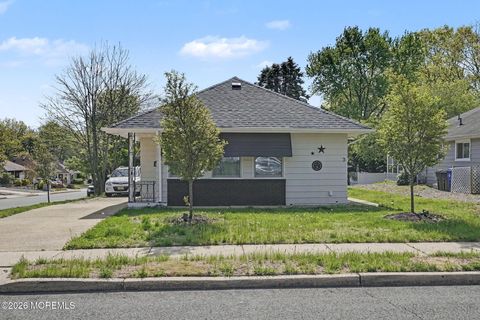 Photo of 3 Mount Kisco Drive, Toms River, NJ 08753 (MLS # 22611201)