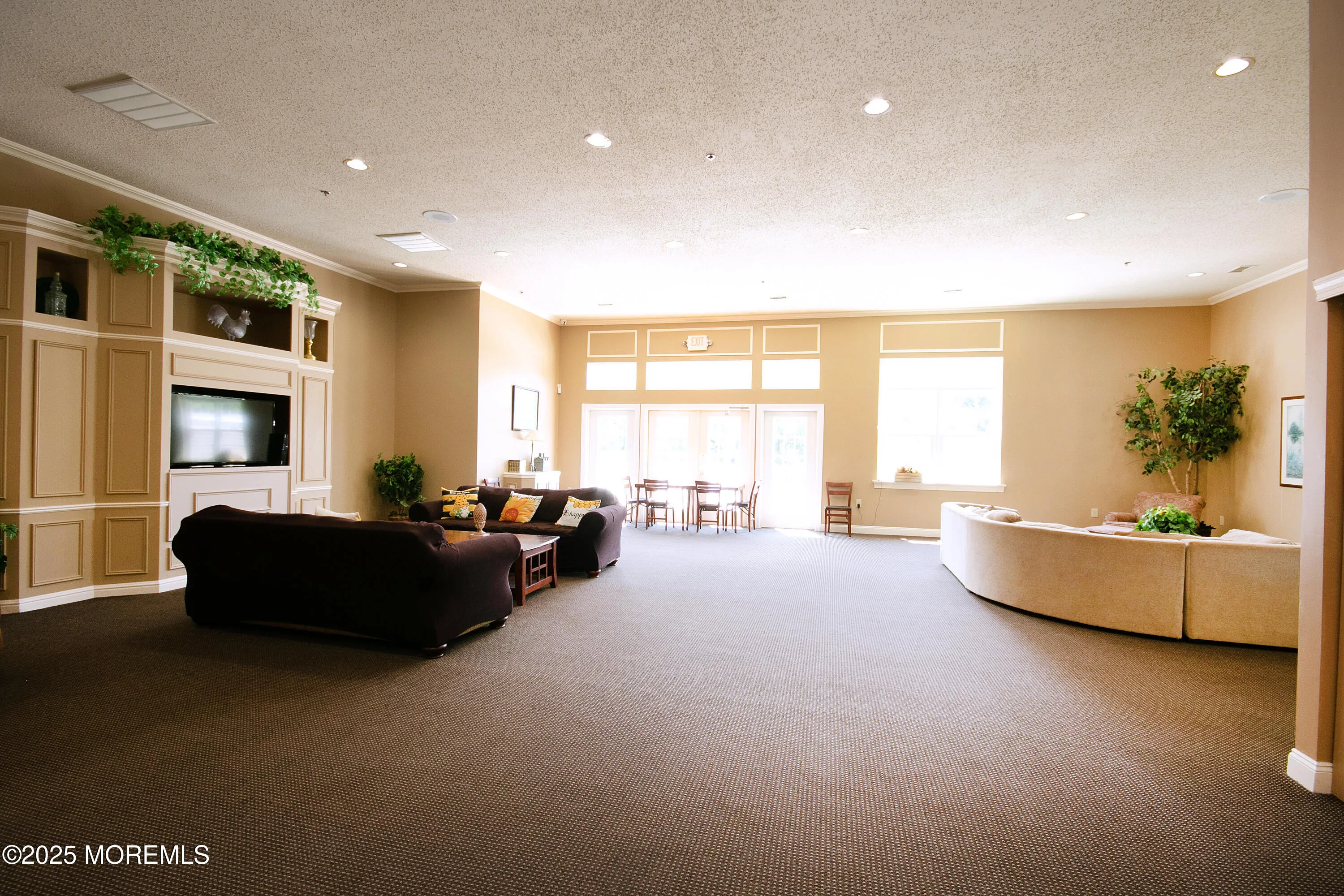 Freehold, New Jersey 07728, United States, 3 Bedrooms Bedrooms, ,3 BathroomsBathrooms,Residential,Active,190208