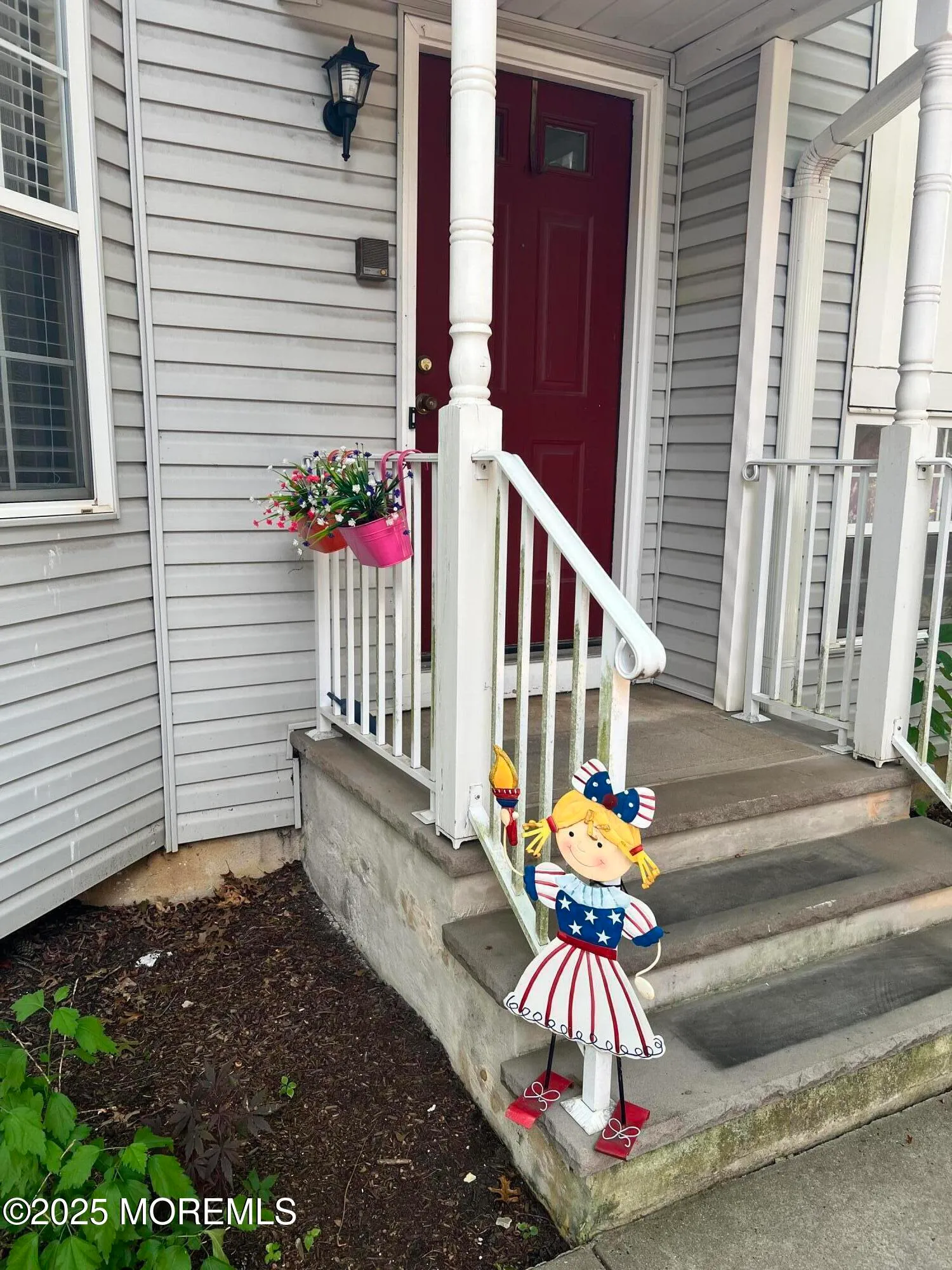 Freehold, New Jersey 07728, United States, 3 Bedrooms Bedrooms, ,3 BathroomsBathrooms,Residential,Active,190208