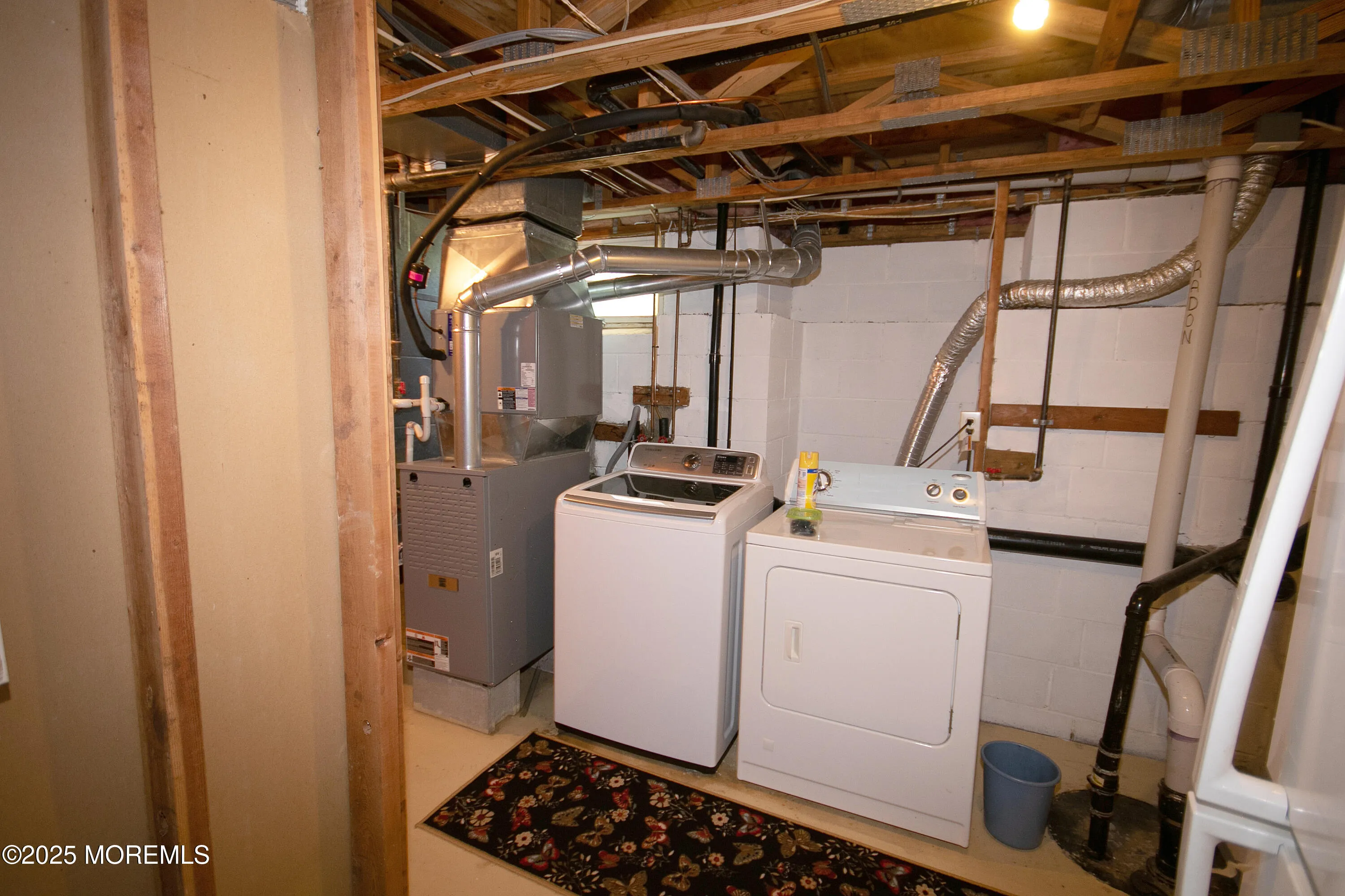 Freehold, New Jersey 07728, United States, 3 Bedrooms Bedrooms, ,3 BathroomsBathrooms,Residential,Active,190208