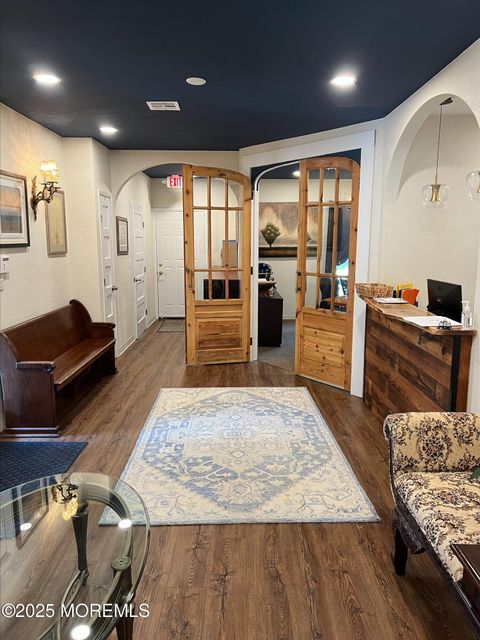 130 Maple Avenue Red Bank NJ 07701