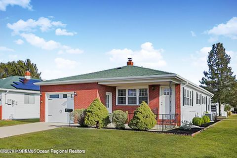 2 Montego Street Toms River NJ 08757